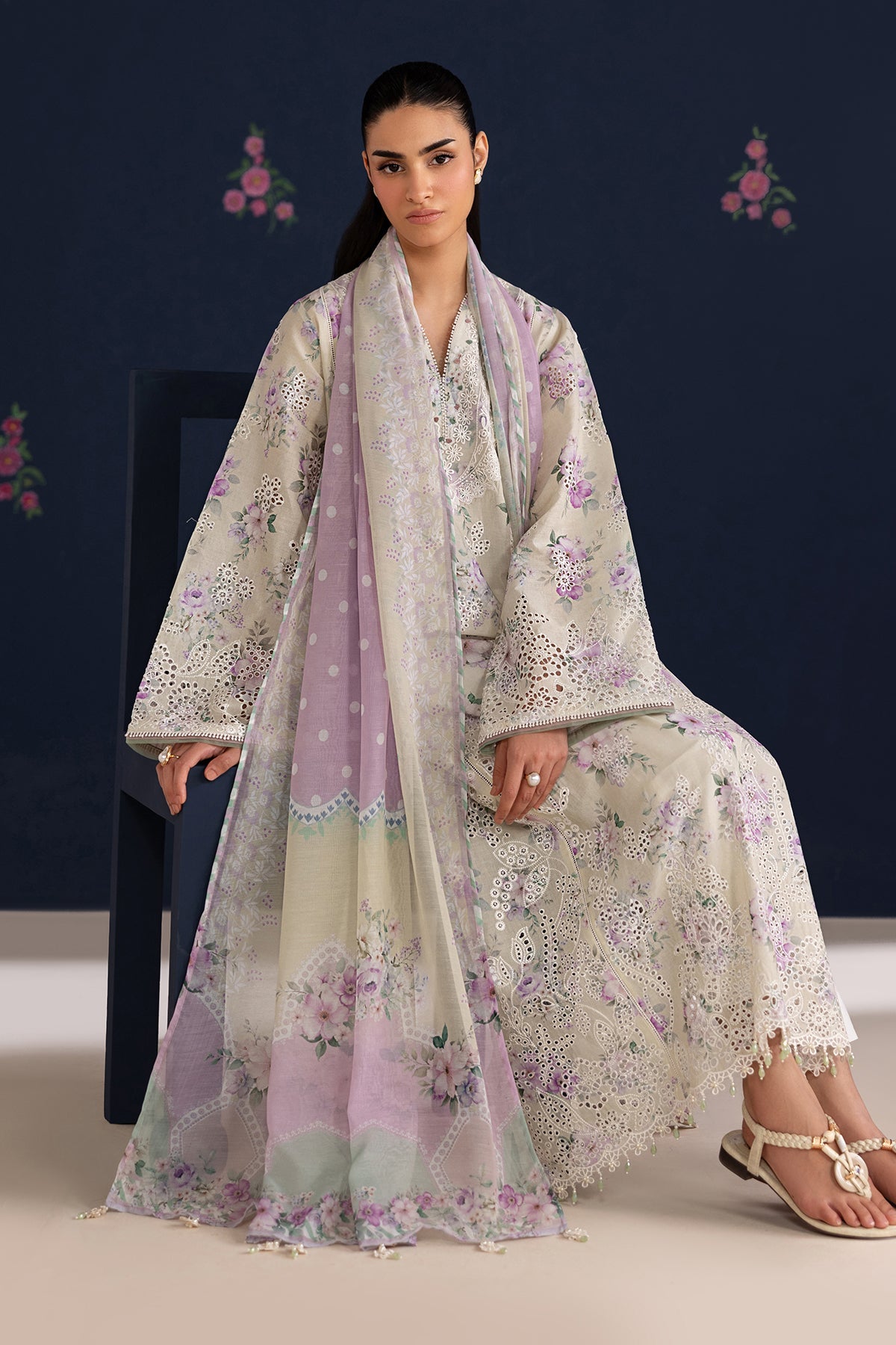 Baroque | Embroidered lawn |  UF-4470