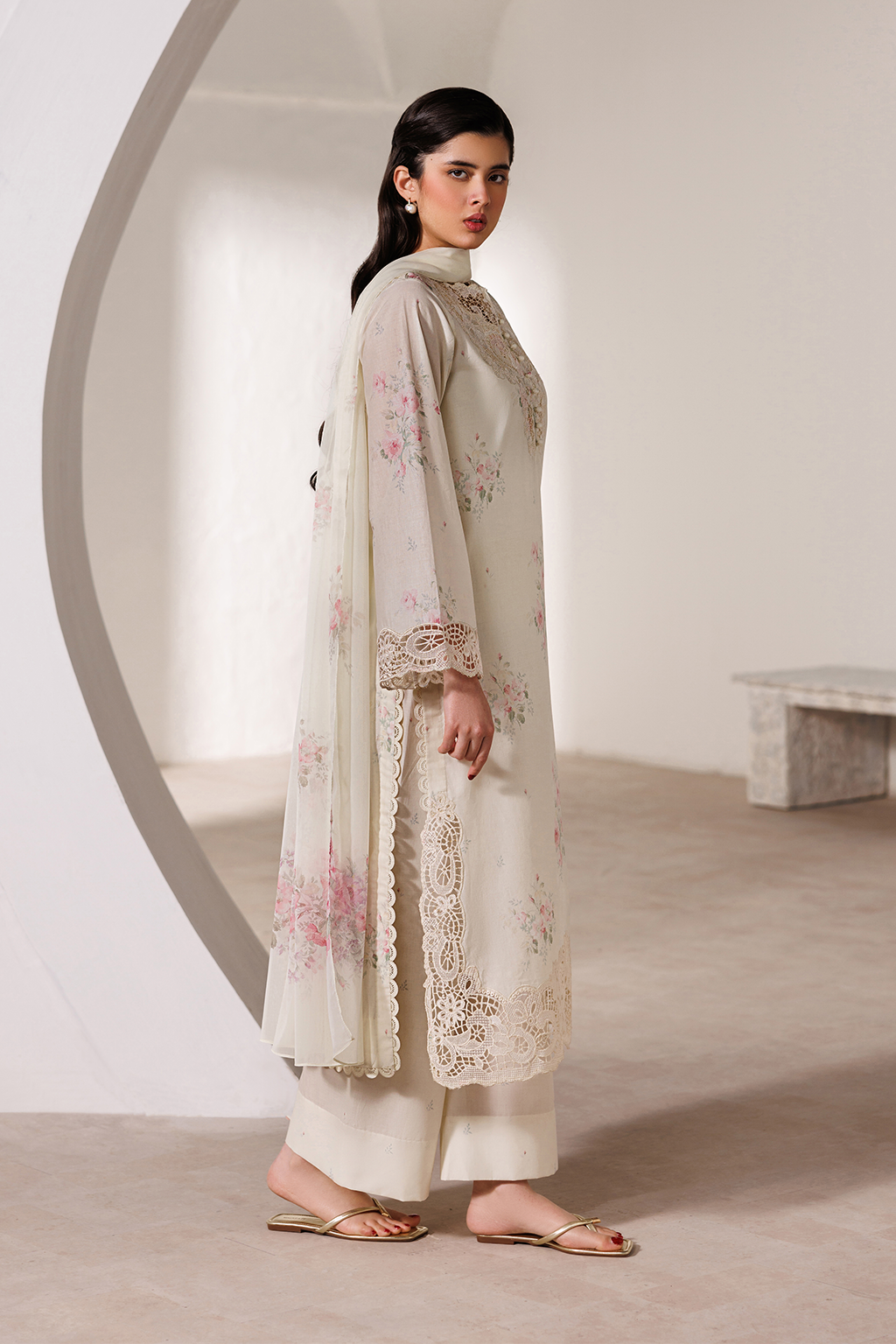 Iznik | Printed Lawn | UE-632