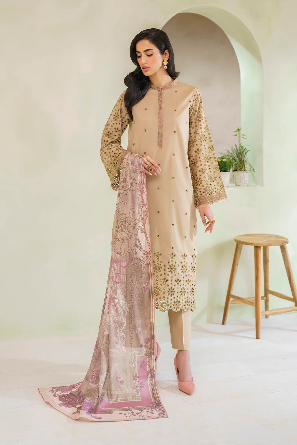 Iznik | Online Exclusive Lawn | UE-302
