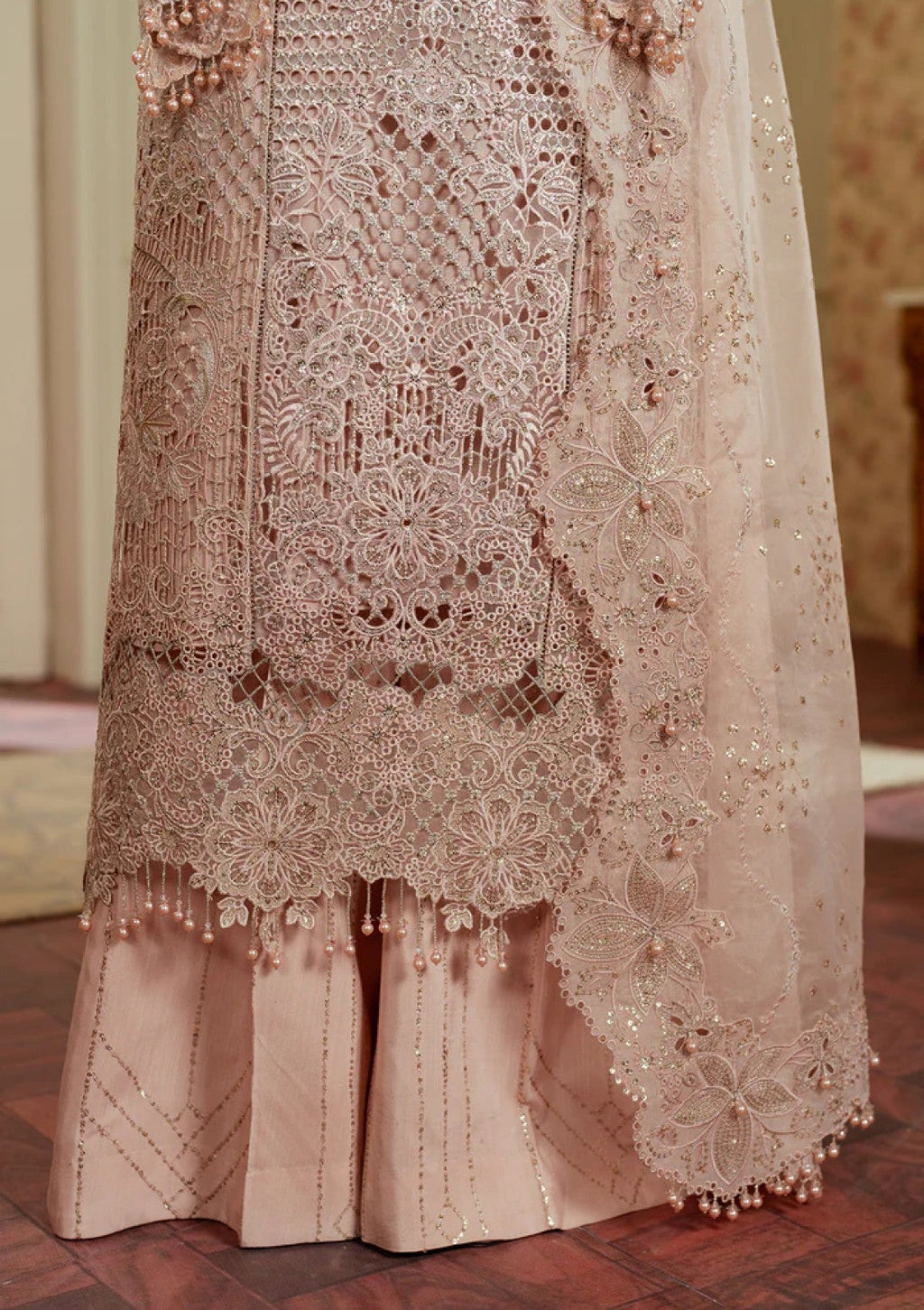 Baroque | Chantelle Embroidered | BQU-Ch13-04