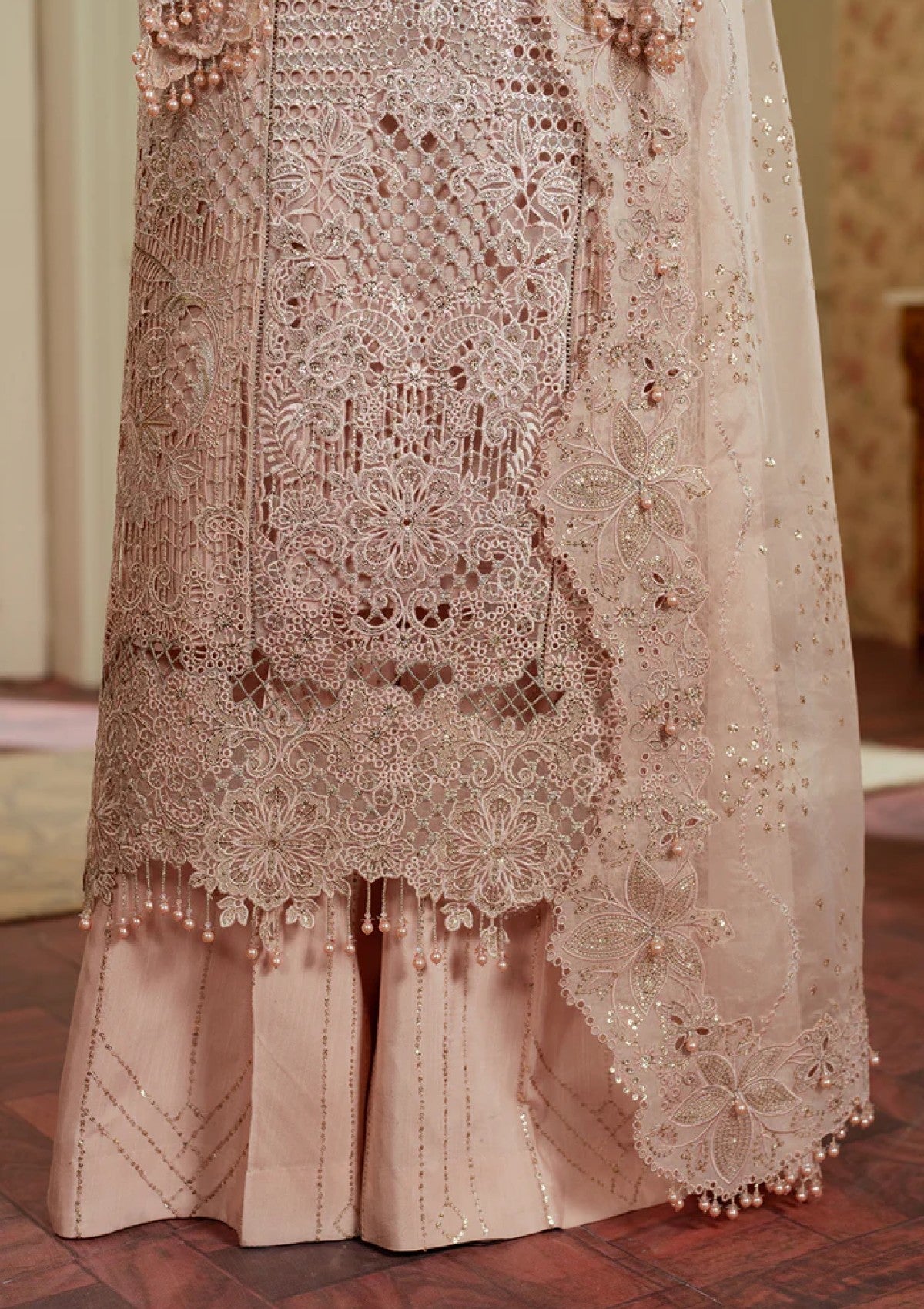 Baroque | Chantelle Embroidered | BQU-Ch13-04