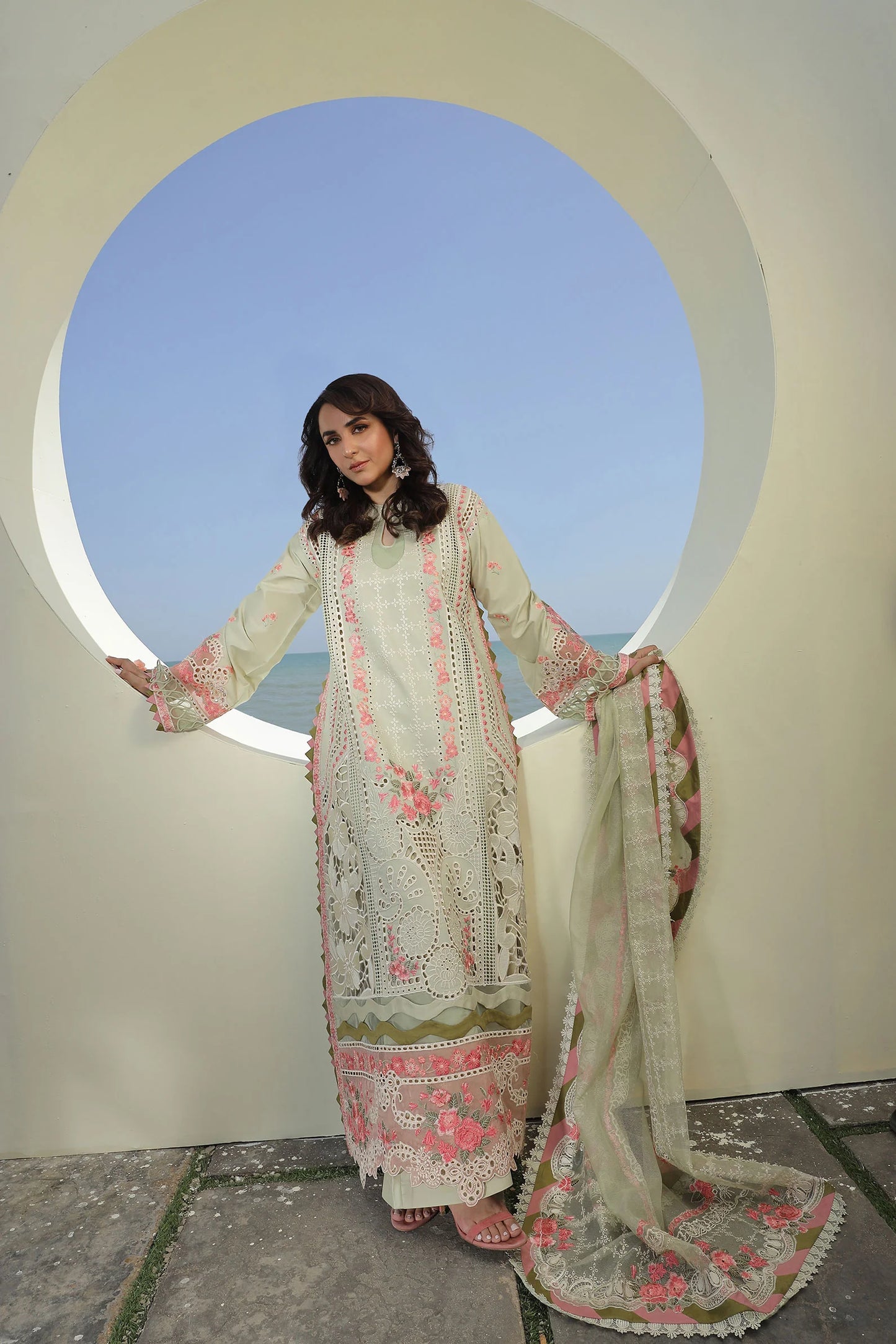 Maryam Hussain | Embroidered Lawn | HAVANA