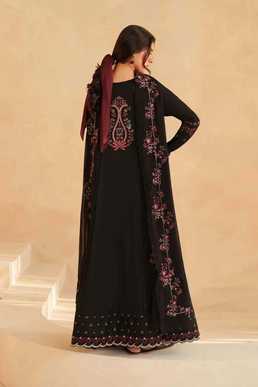 Iznik | Online Exclusive Lawn | UE-600