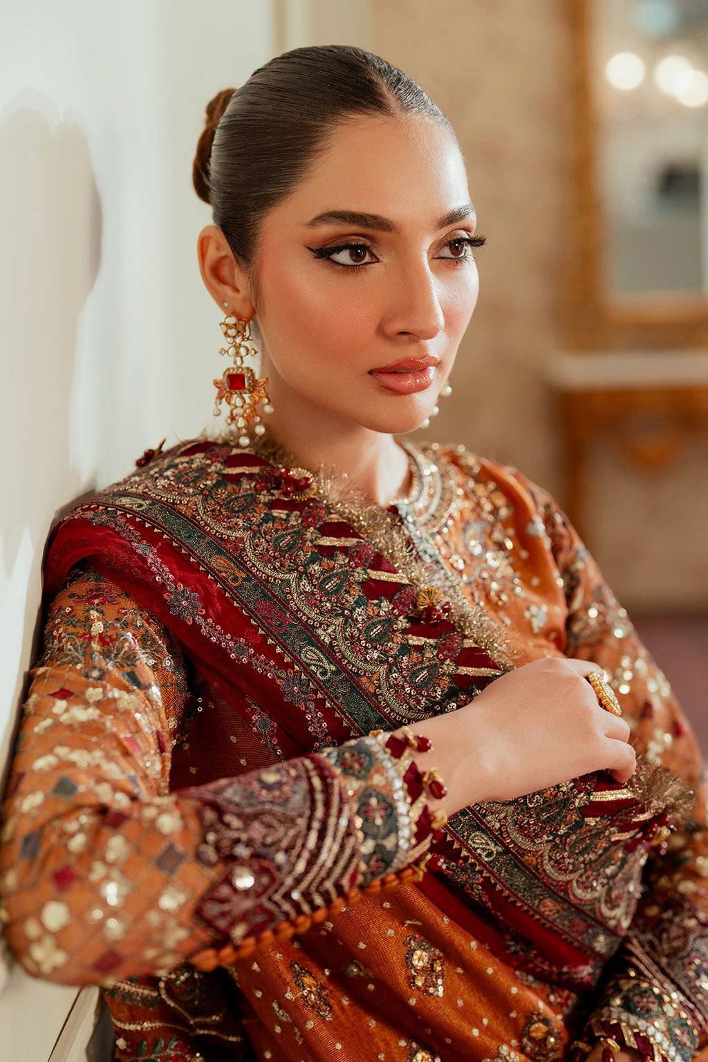 Baroque | EMBROIDERED NET | CH13-01