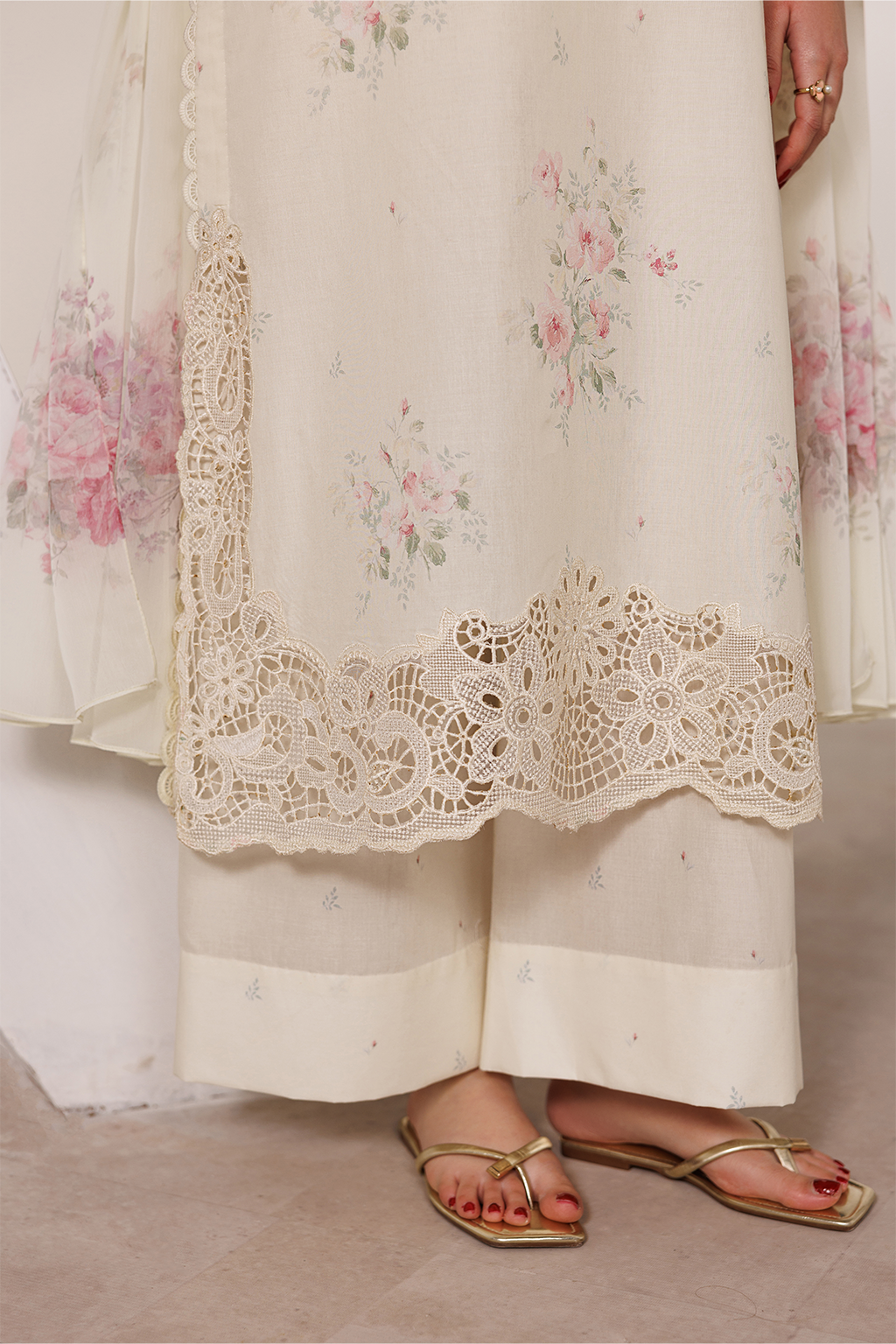 Iznik | Printed Lawn | UE-632