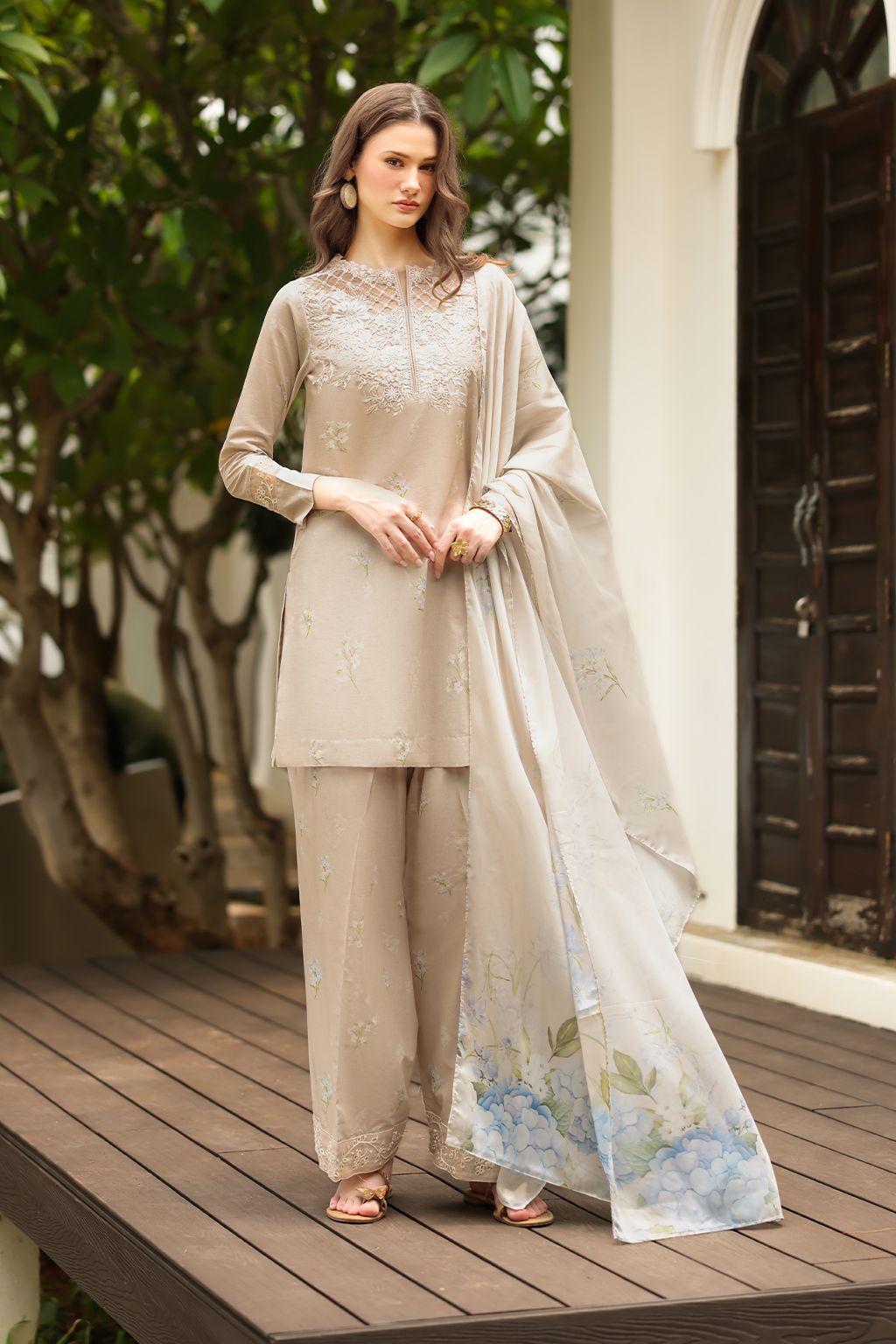 Iznik | Exclusive Printed Lawn | UE-488