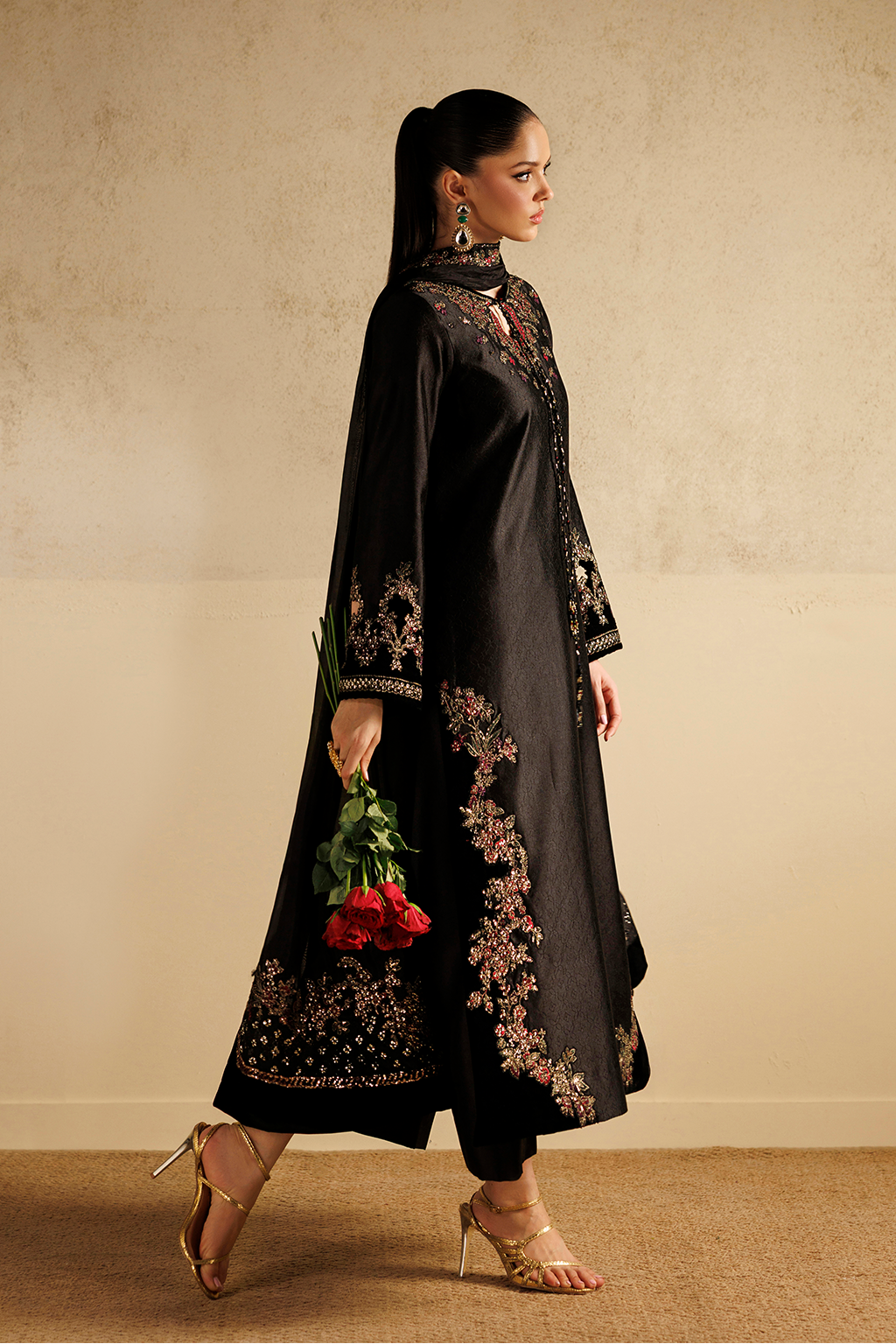 Iznik | Formals 26 Dyed Textured Sheesha Silk | UE-737