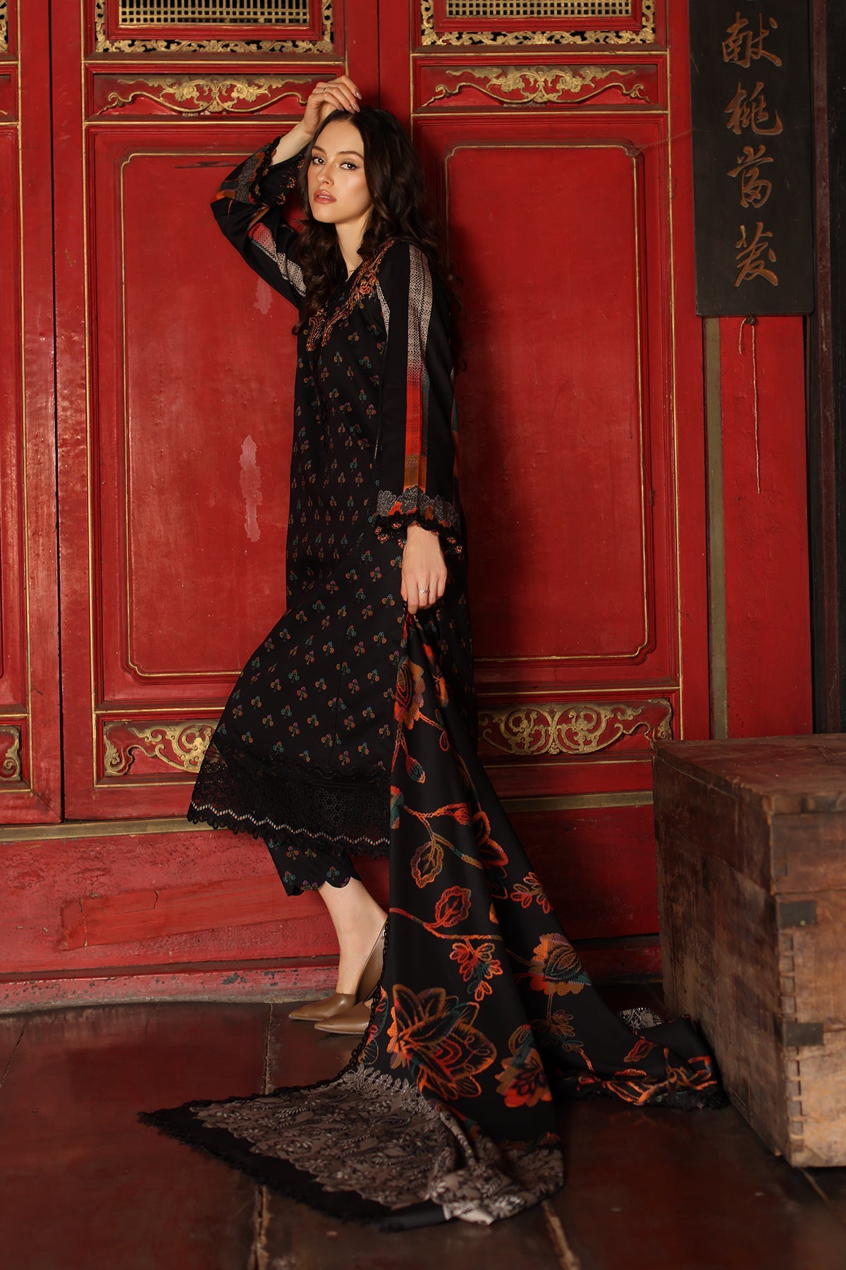 Charizma | Aniiq Embroidered Lilen Vol 1 | ANW7-02