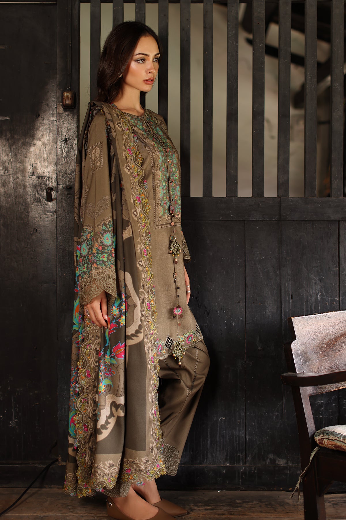 Charizma | Aniiq Embroidered Lilen Vol 1 | ANW7-05