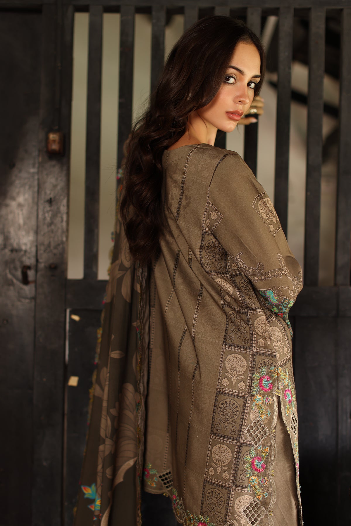 Charizma | Aniiq Embroidered Lilen Vol 1 | ANW7-05