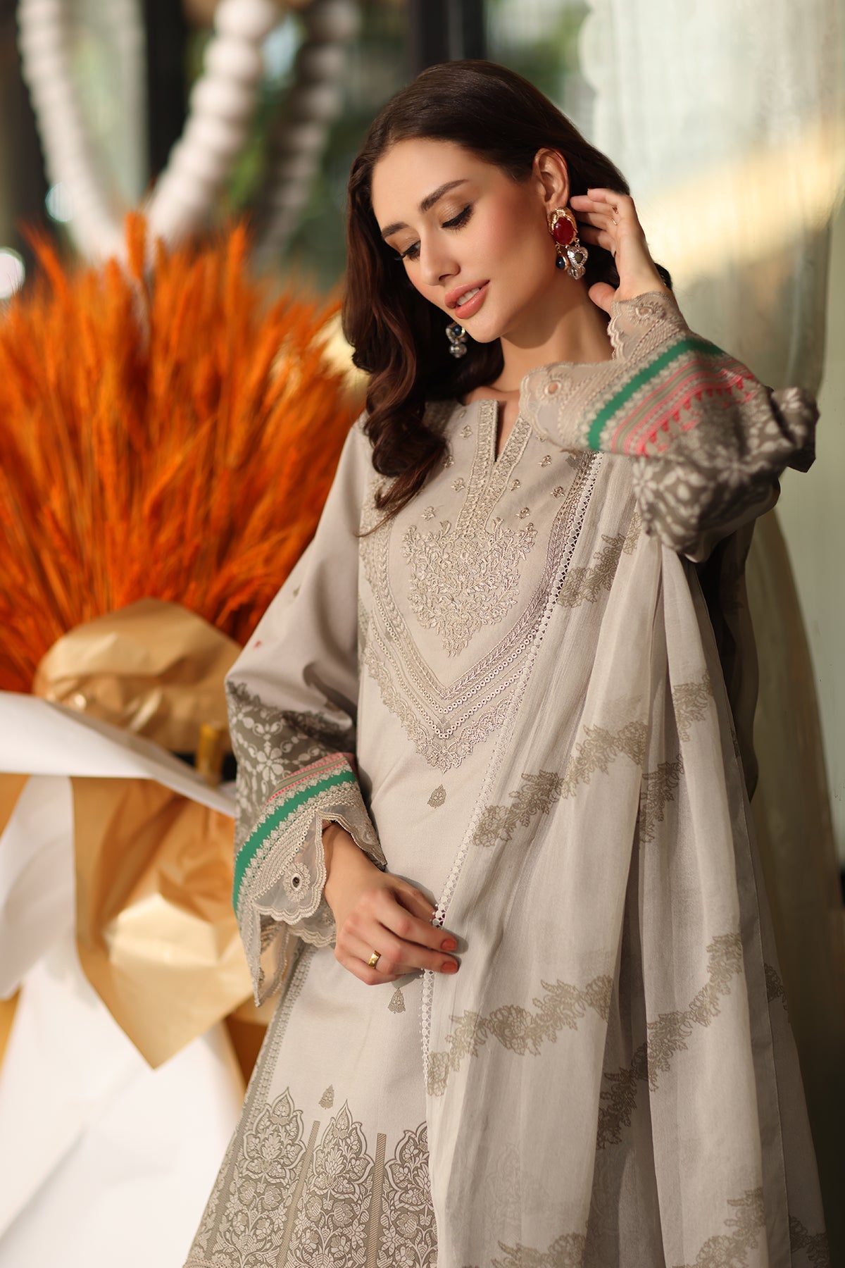 Charizma | Infinity Lawn | IN6-01