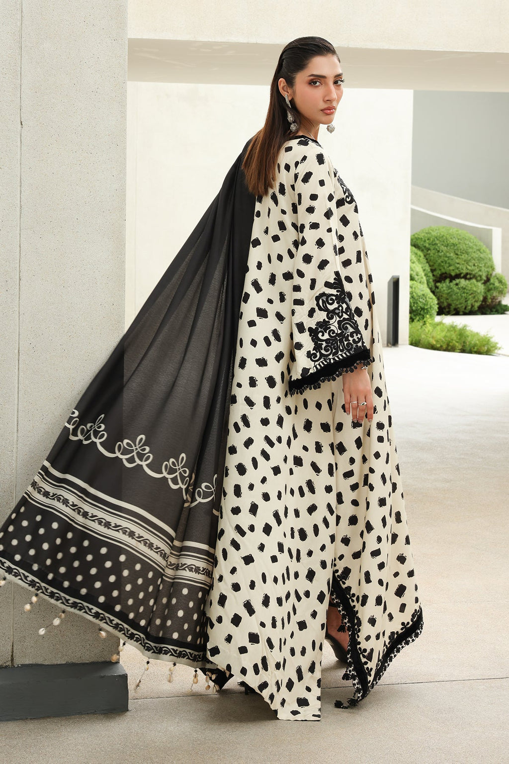 Baroque | Digital Printed Viscose Winter | SF-4559