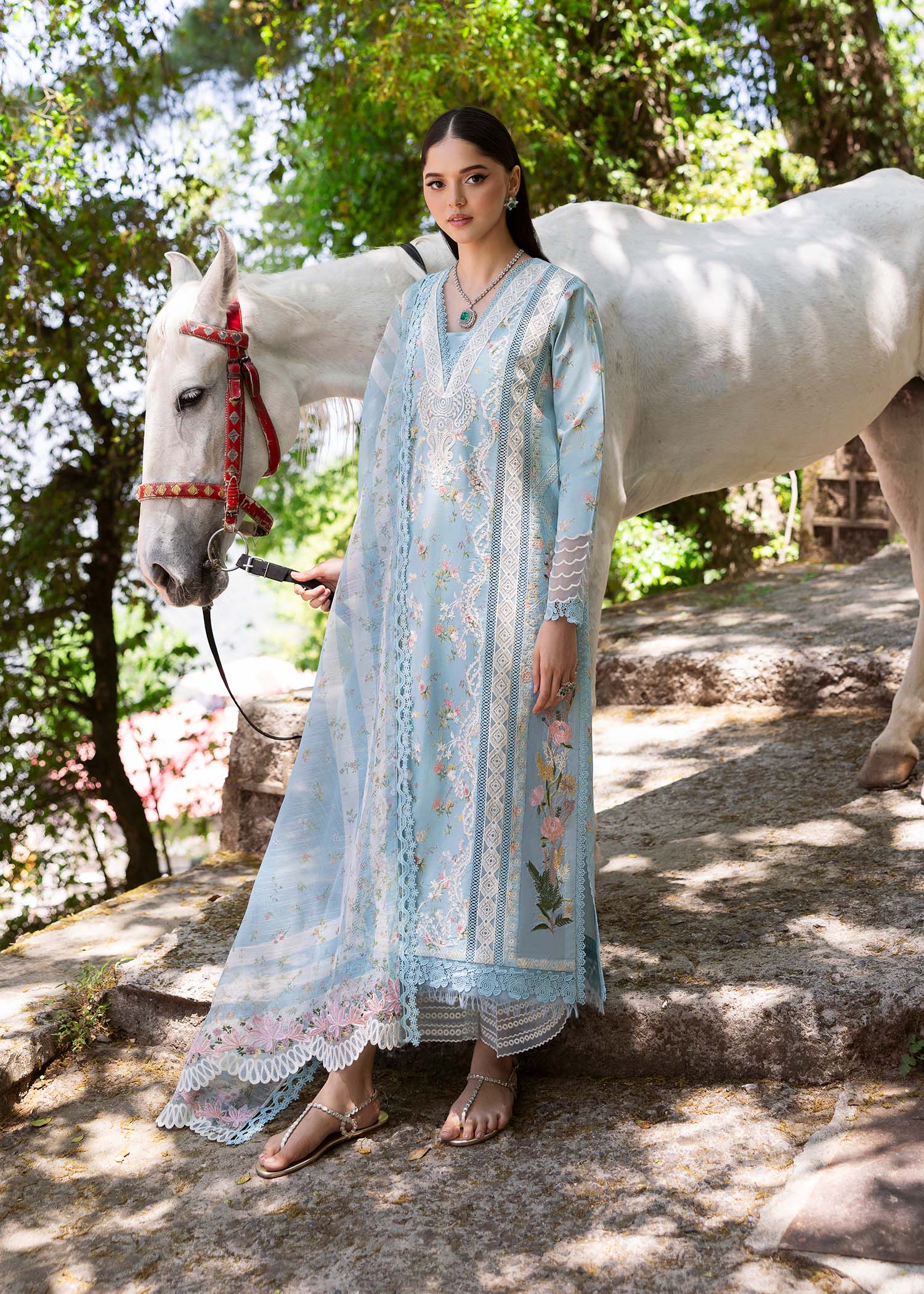 Saira Shakira | Bloom Unstitch lawn 25 | SWEET OPEL 8-B