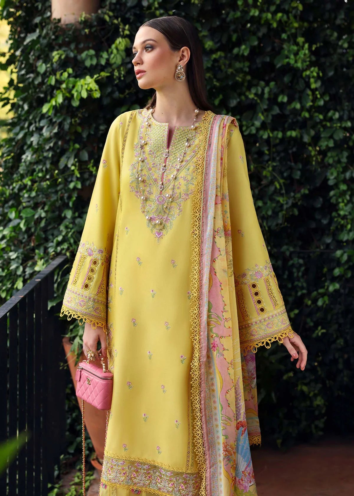 KANWAL MALIK | ZAINA LAWN 25 | Raiha