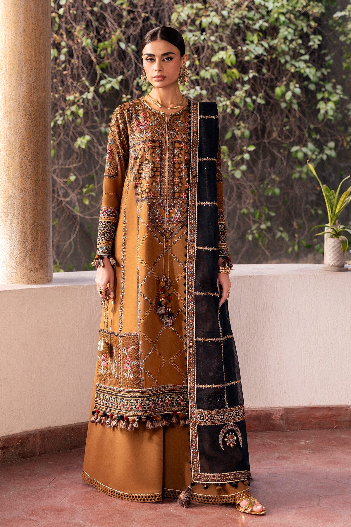 JAZMIN - SHAHKAAR | Embroidered Luxury Lawn | SL26-D05