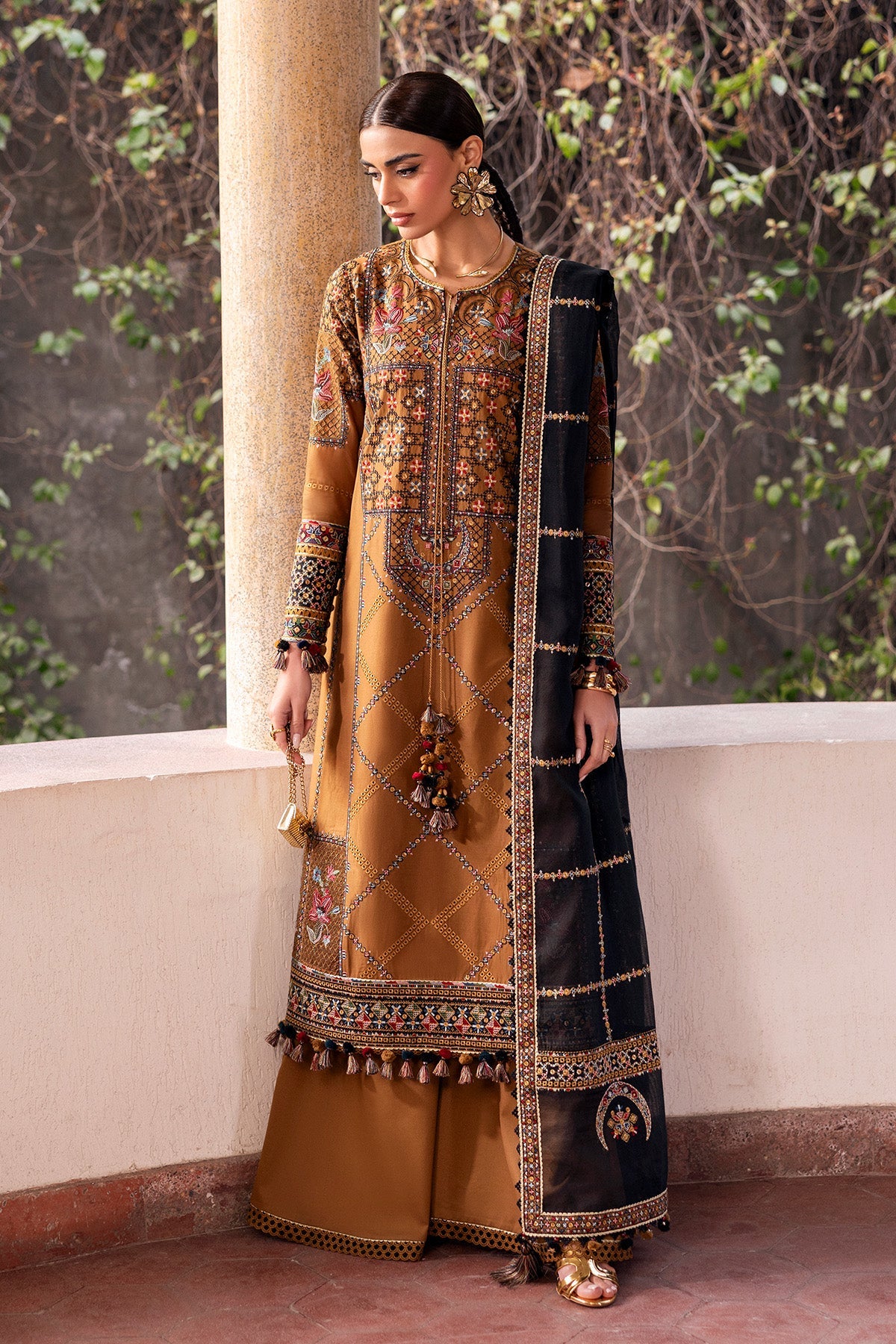 JAZMIN - SHAHKAAR | Embroidered Luxury Lawn | SL26-D05