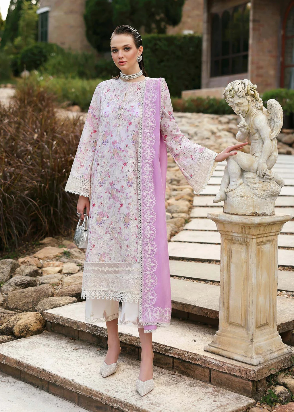 KANWAL MALIK | ZAINA LAWN 25 | Raya