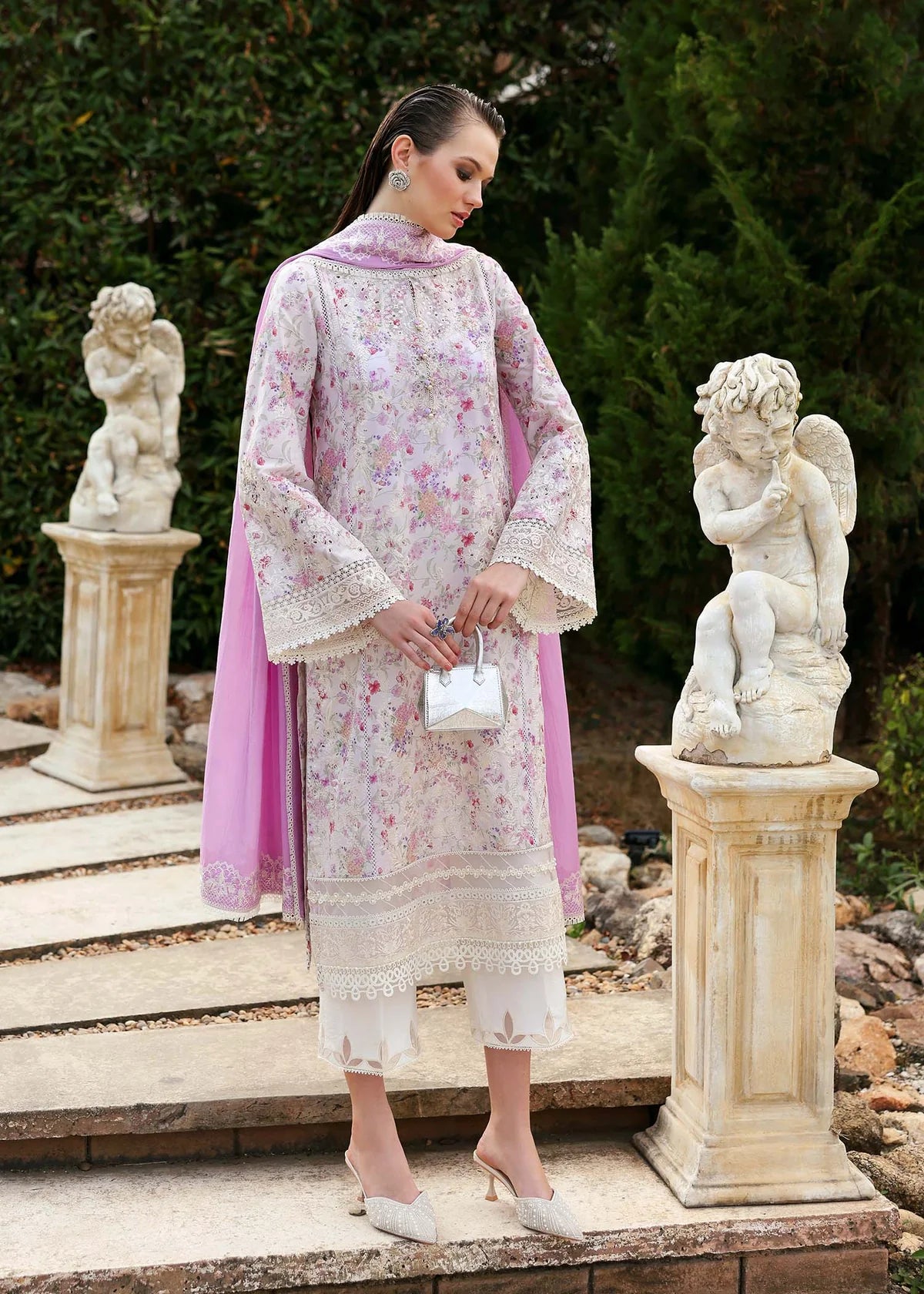 KANWAL MALIK | ZAINA LAWN 25 | Raya