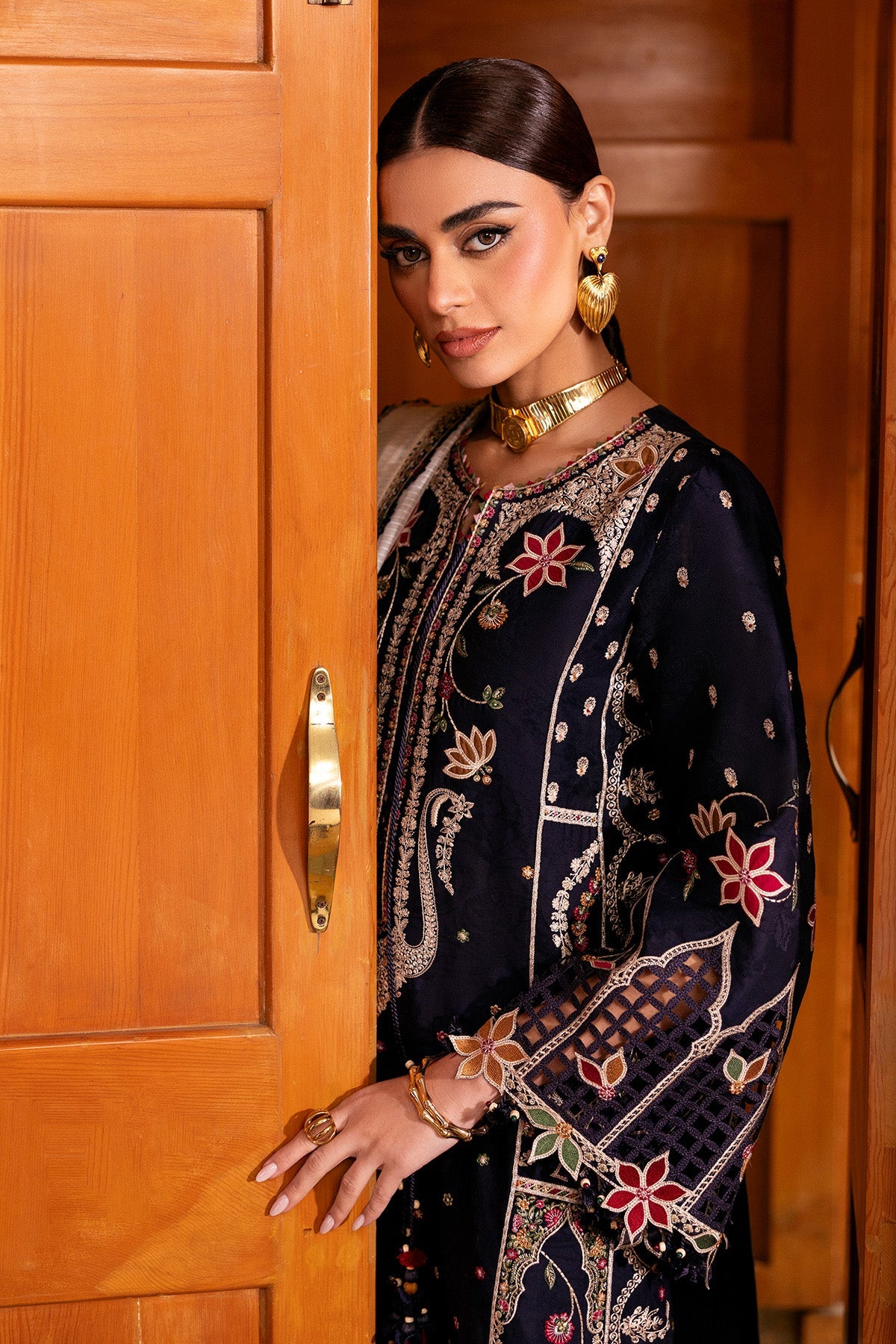 JAZMIN - SHAHKAAR | Embroidered Luxury Lawn | SL26-D07