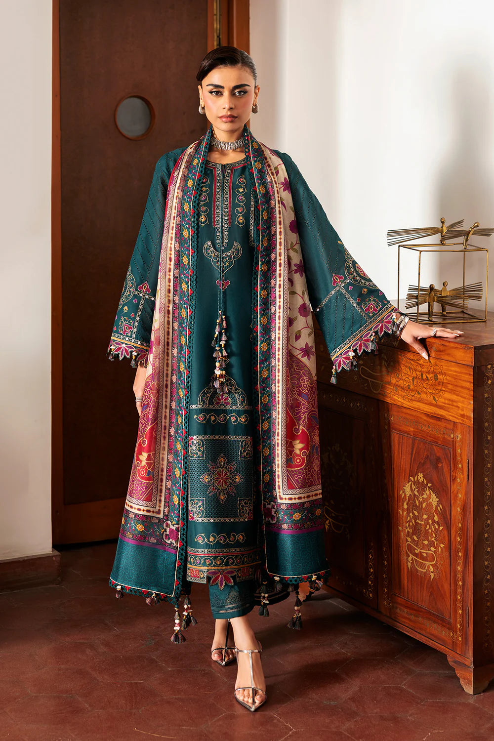 JAZMIN - SHAHKAAR | Embroidered Luxury Lawn | SL26-D10