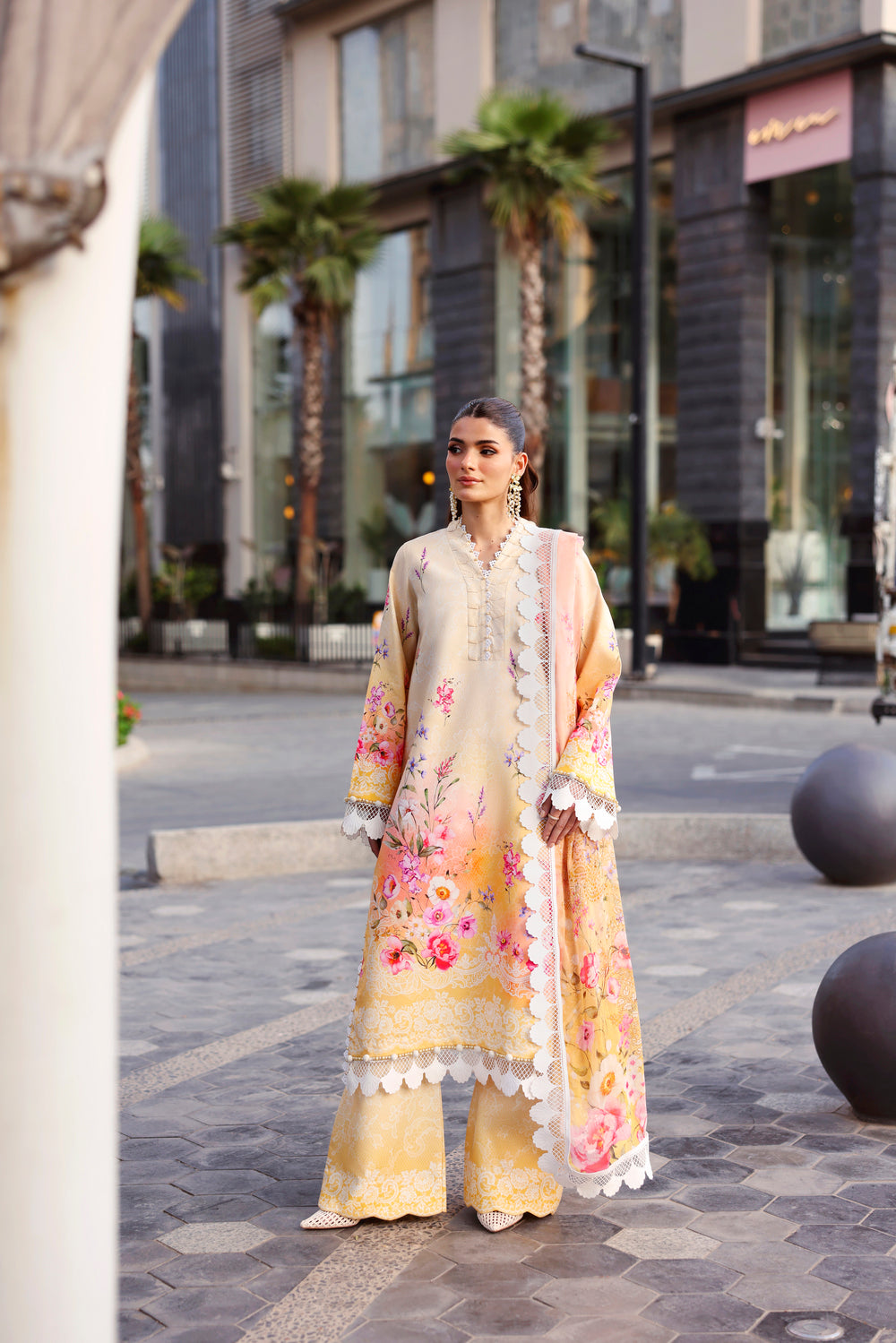 Naqsh | Cocktail Summer '26 | Peach Petal