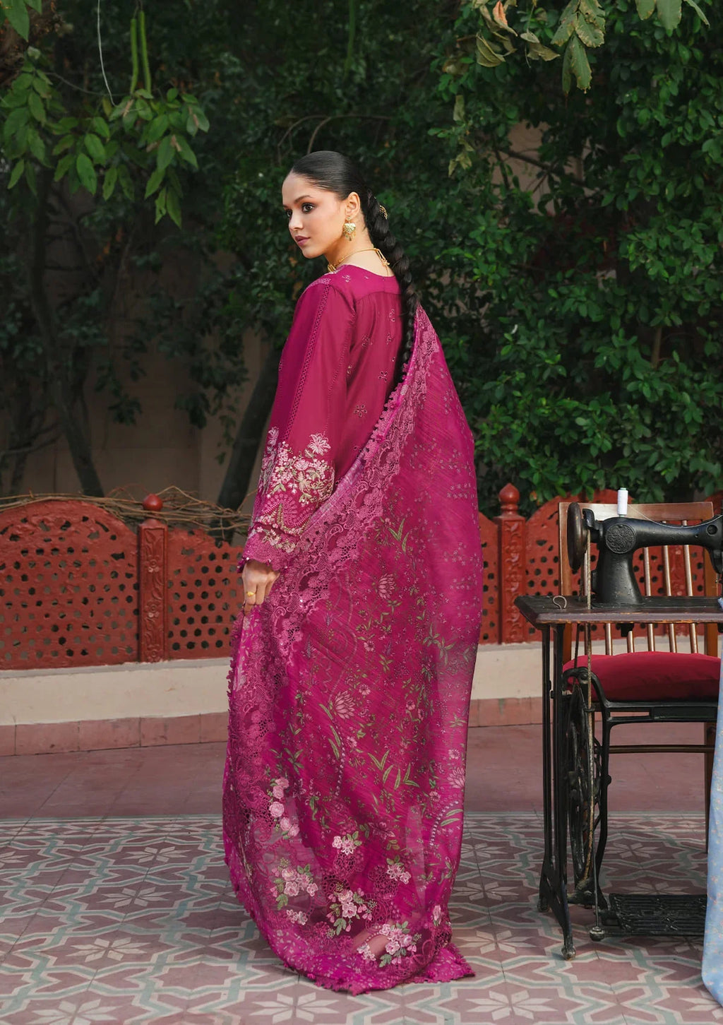 Kahf | Ek Fasana Luxury lawn '26 | Naveli