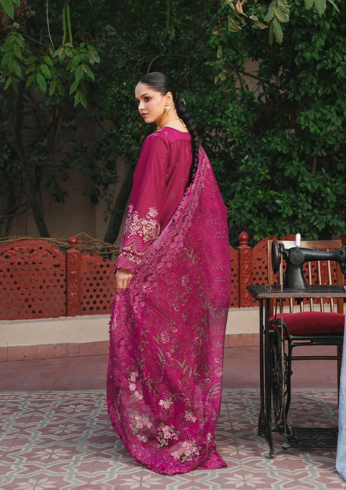 Kahf | Ek Fasana Luxury lawn '26 | Naveli