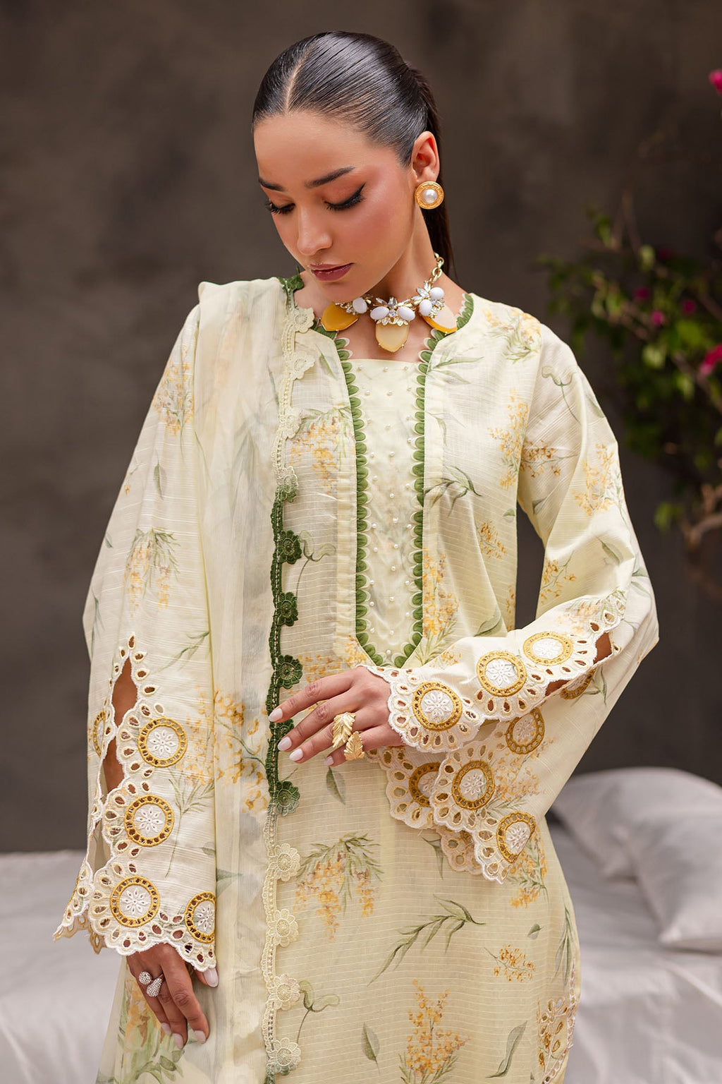 Nureh | Bloom Lawn | BL-10