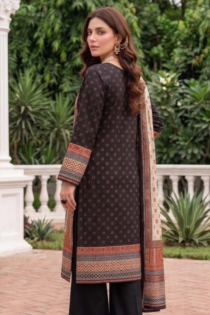 Mushaim | 3 Pc Lawn VOL 8 | M8-01