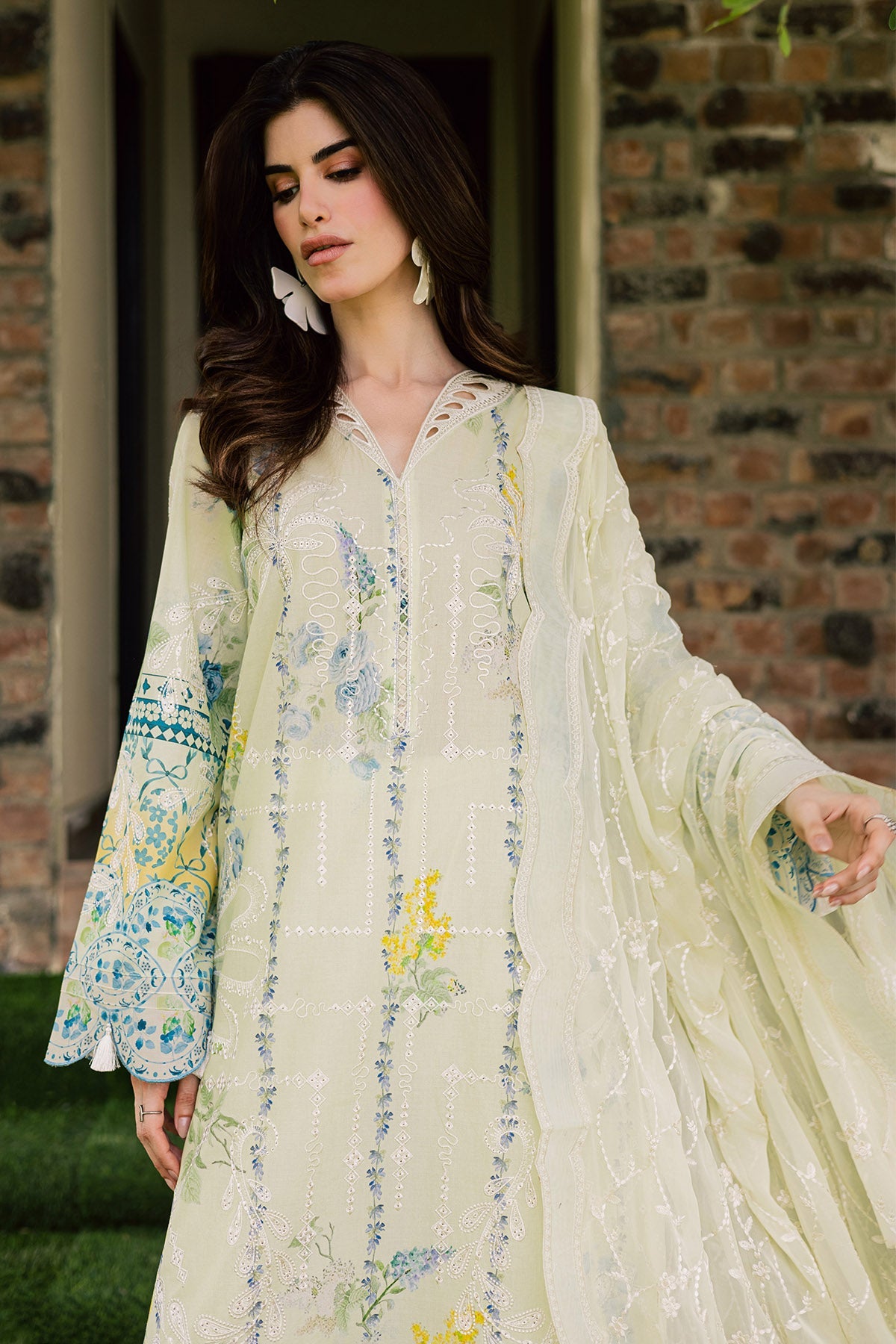 Nureh | Lily May Lawn | NE-259
