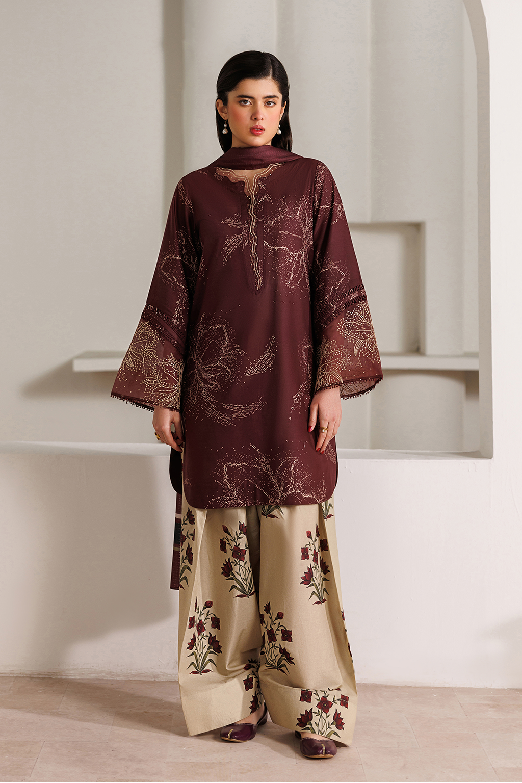 Iznik | Printed Lawn | UE-642