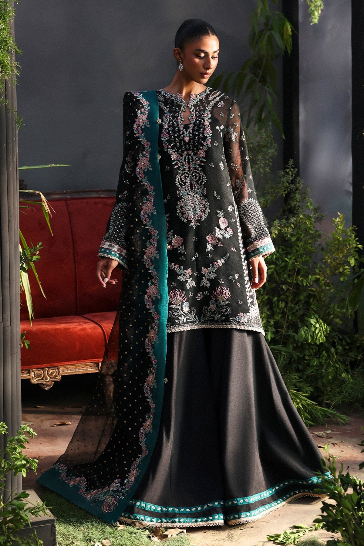 Afrozeh | La Fuchsia Festive '25 | Larosea