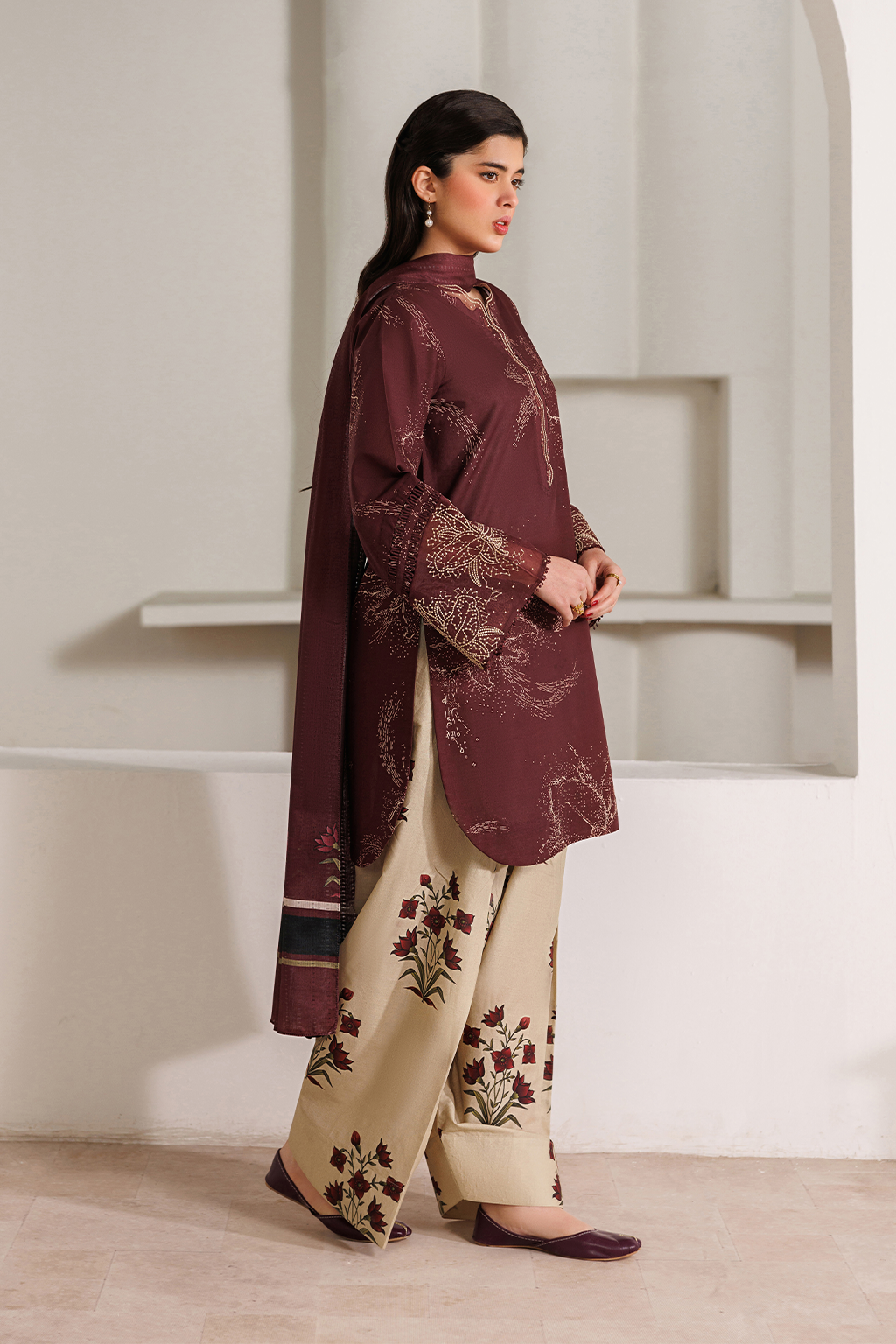 Iznik | Printed Lawn | UE-642