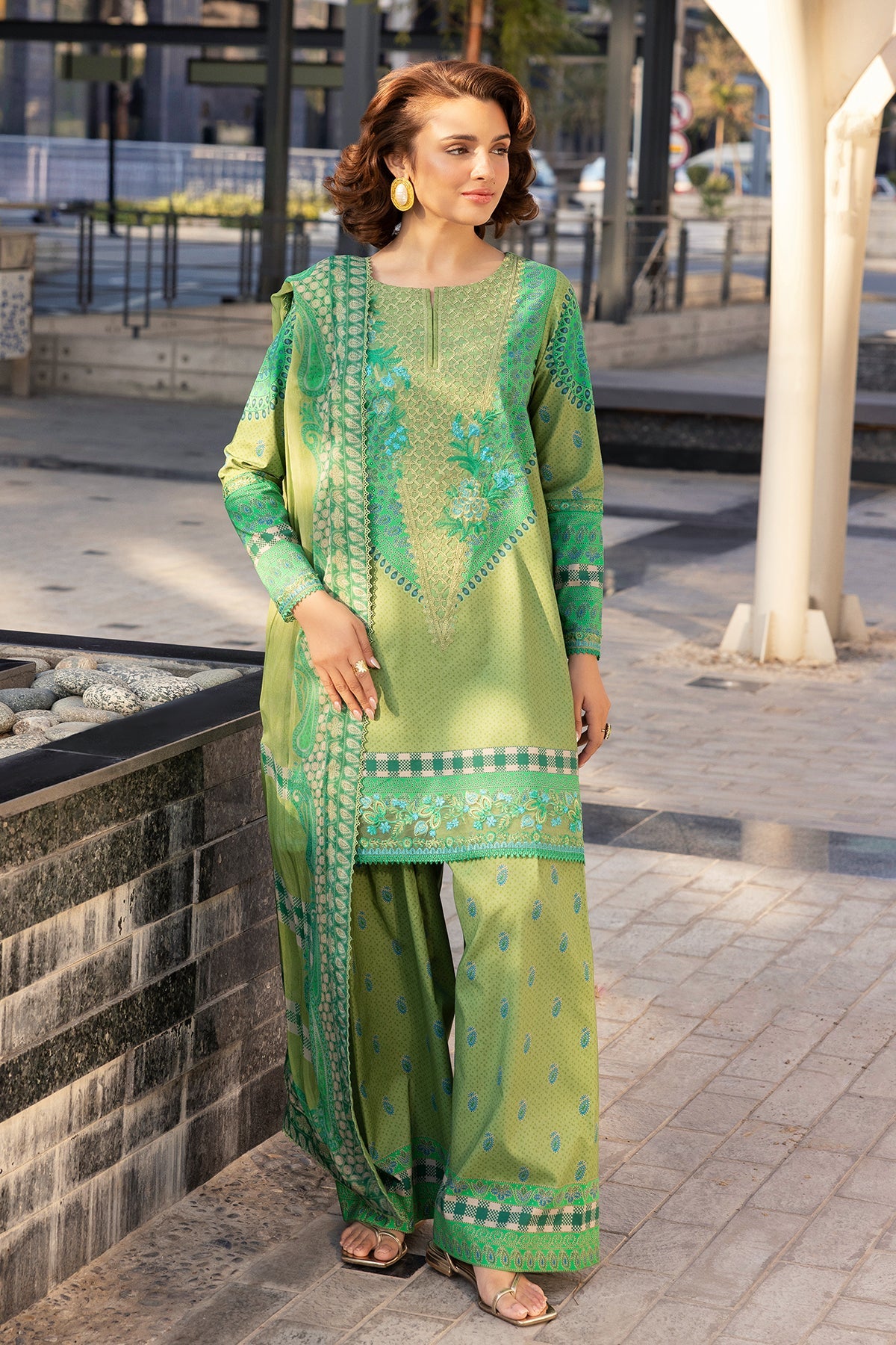 Charizma | Infinity Lawn | IN6-02