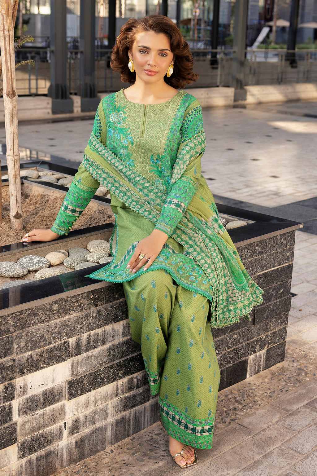 Charizma | Infinity Lawn | IN6-02