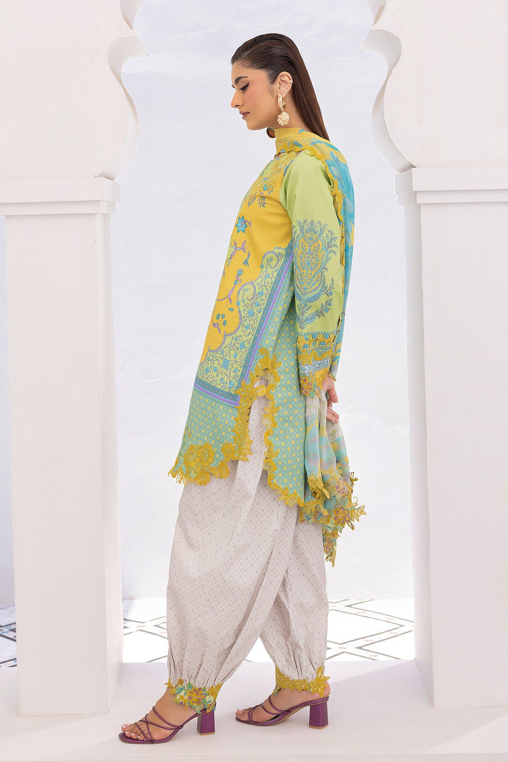 Charizma | Rang-e-Bahar Lawn VOL 3 | CRB6-26
