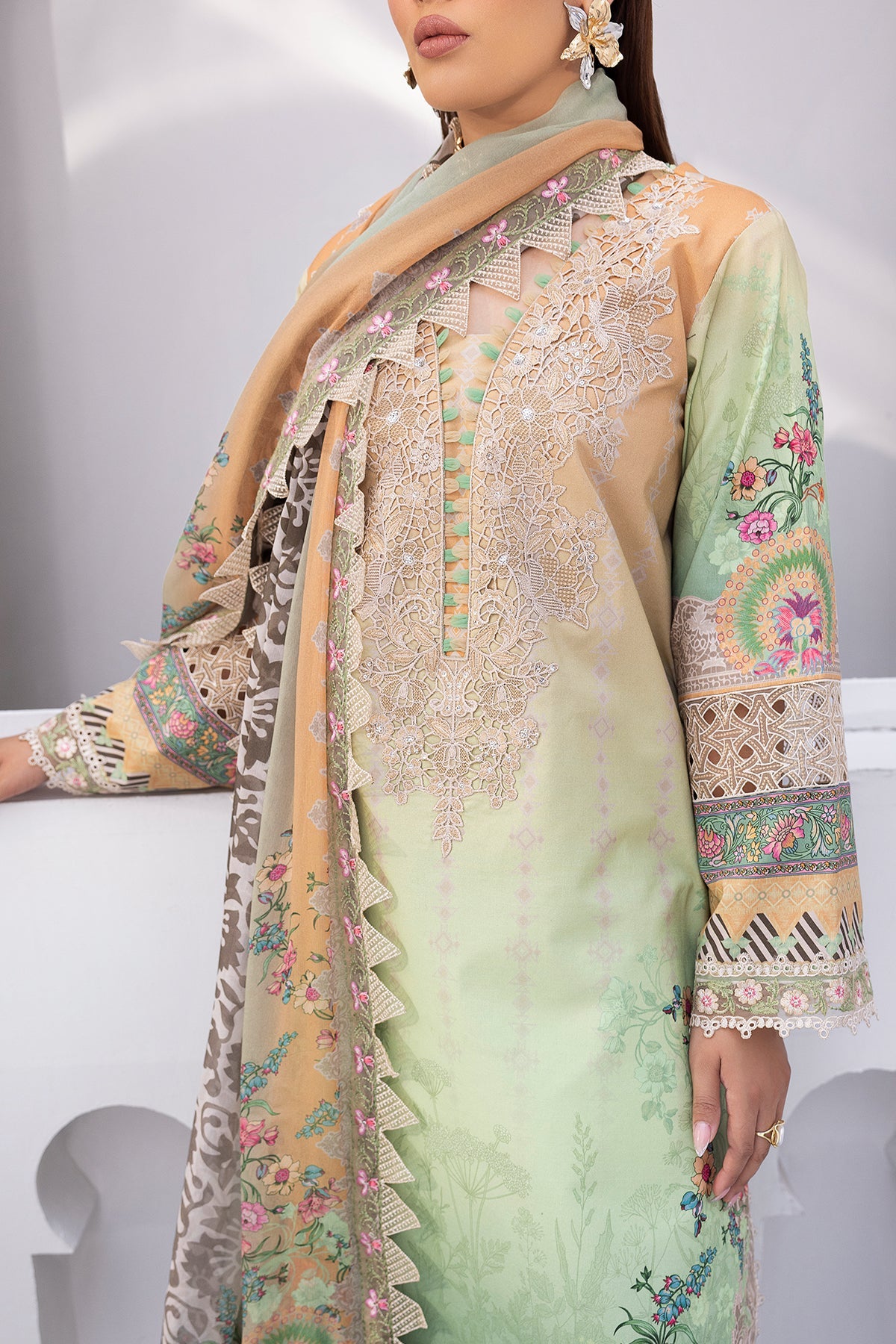 Charizma | Rang-e-Bahar Lawn VOL 3 | CRB6-22