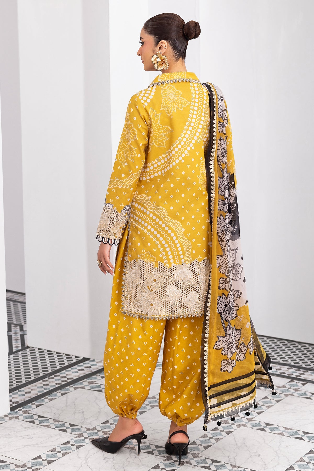 Charizma | Rang-e-Bahar Lawn VOL 3 | CRB6-20