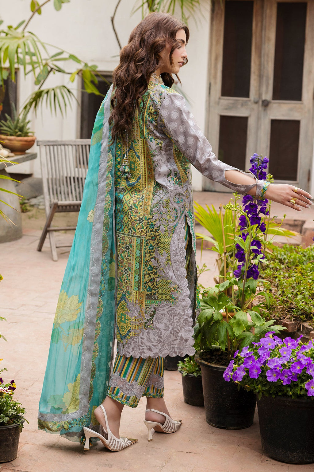 Charizma | Andaaz Unstitched Lawn VOL 1 | CAD6-06