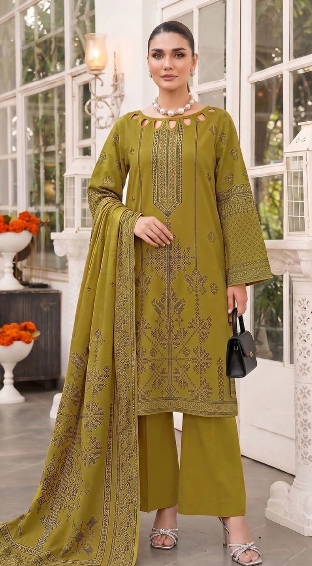 Fatima Maryam | Eshmaal Printed Lawn | FM-E-35