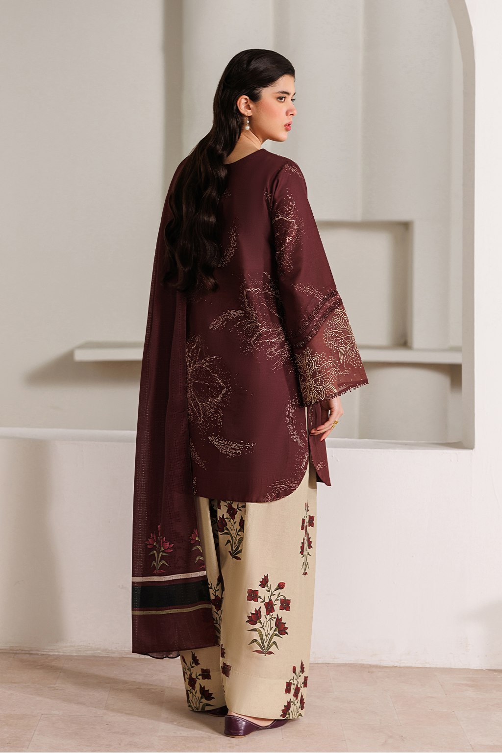 Iznik | Printed Lawn | UE-642