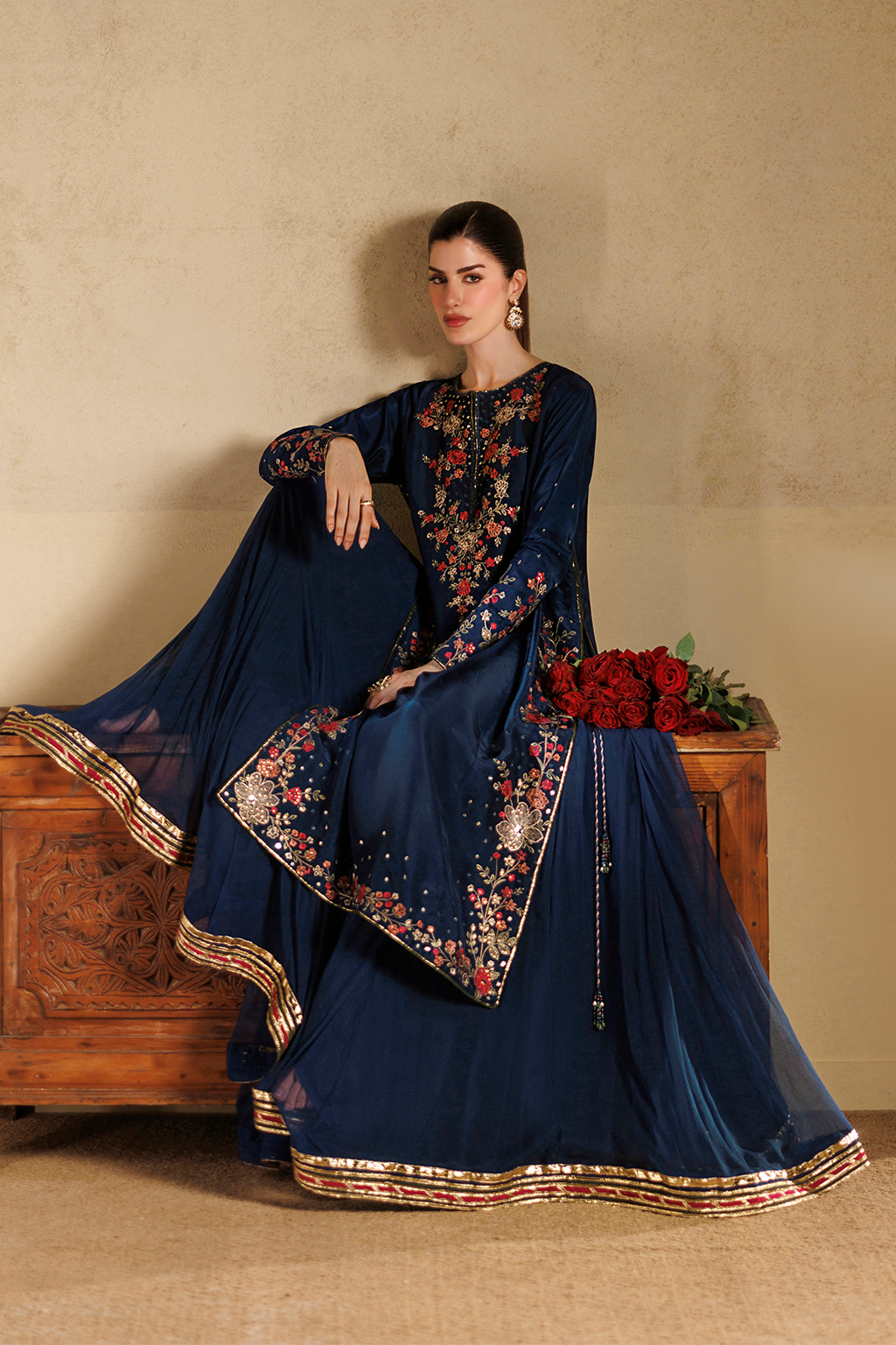 Iznik | Formals 26 Embroidered Pure Ramen Silk | UE-728
