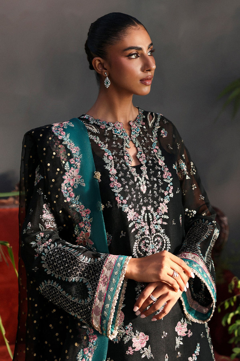 Afrozeh | La Fuchsia Festive '25 | Larosea