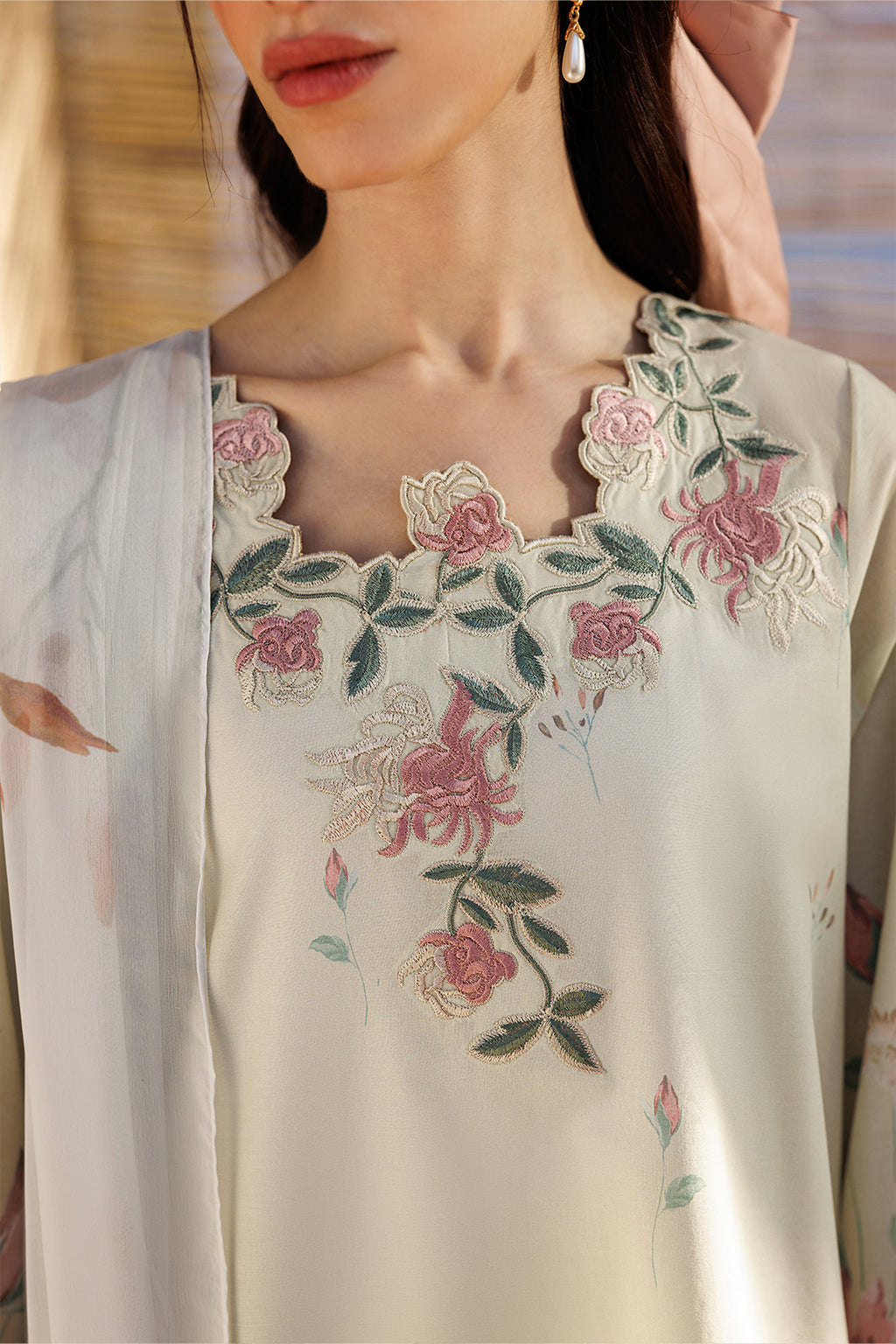 Iznik | Printed Lawn 26 | UE-672