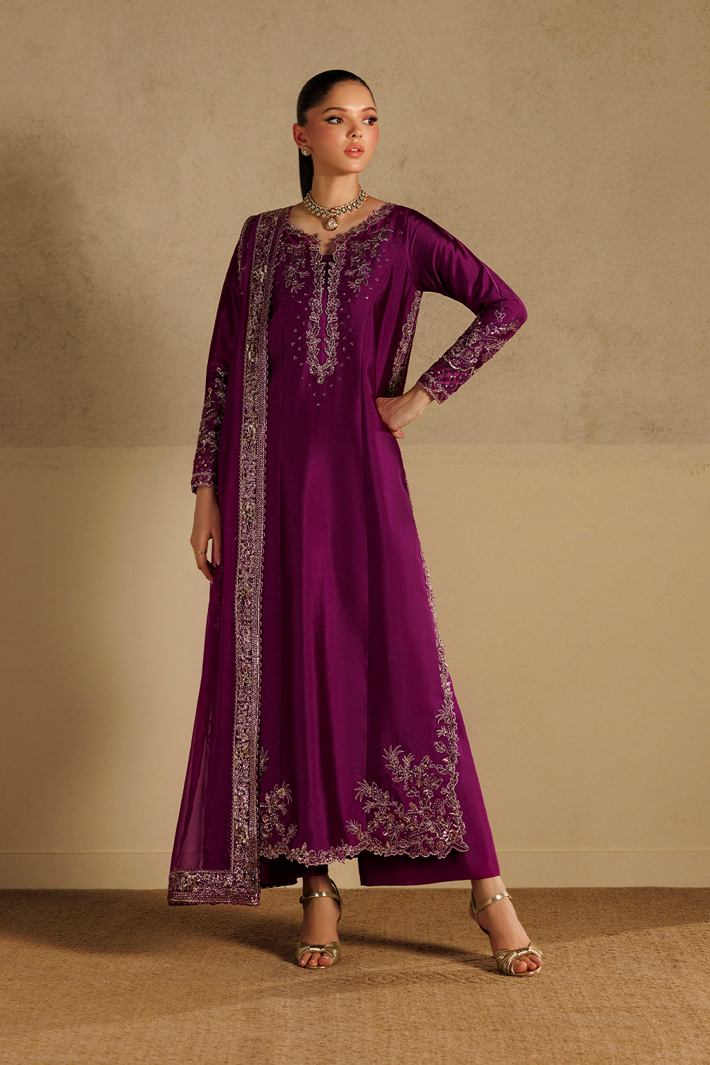 Iznik | Formals 26 Embroidered Sheesha Silk | UE-736
