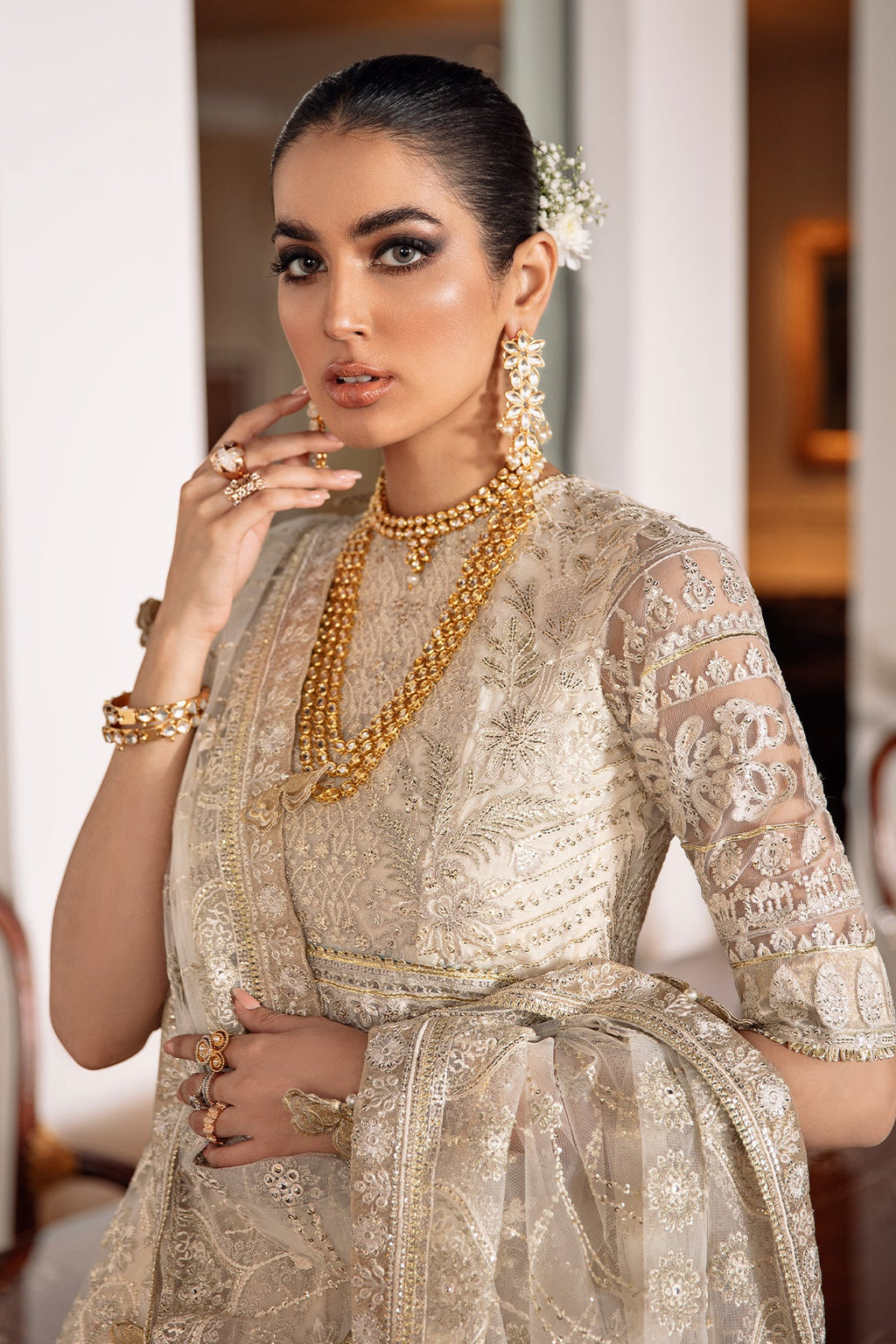 Baroque | EMBROIDERED NET | CH09-05