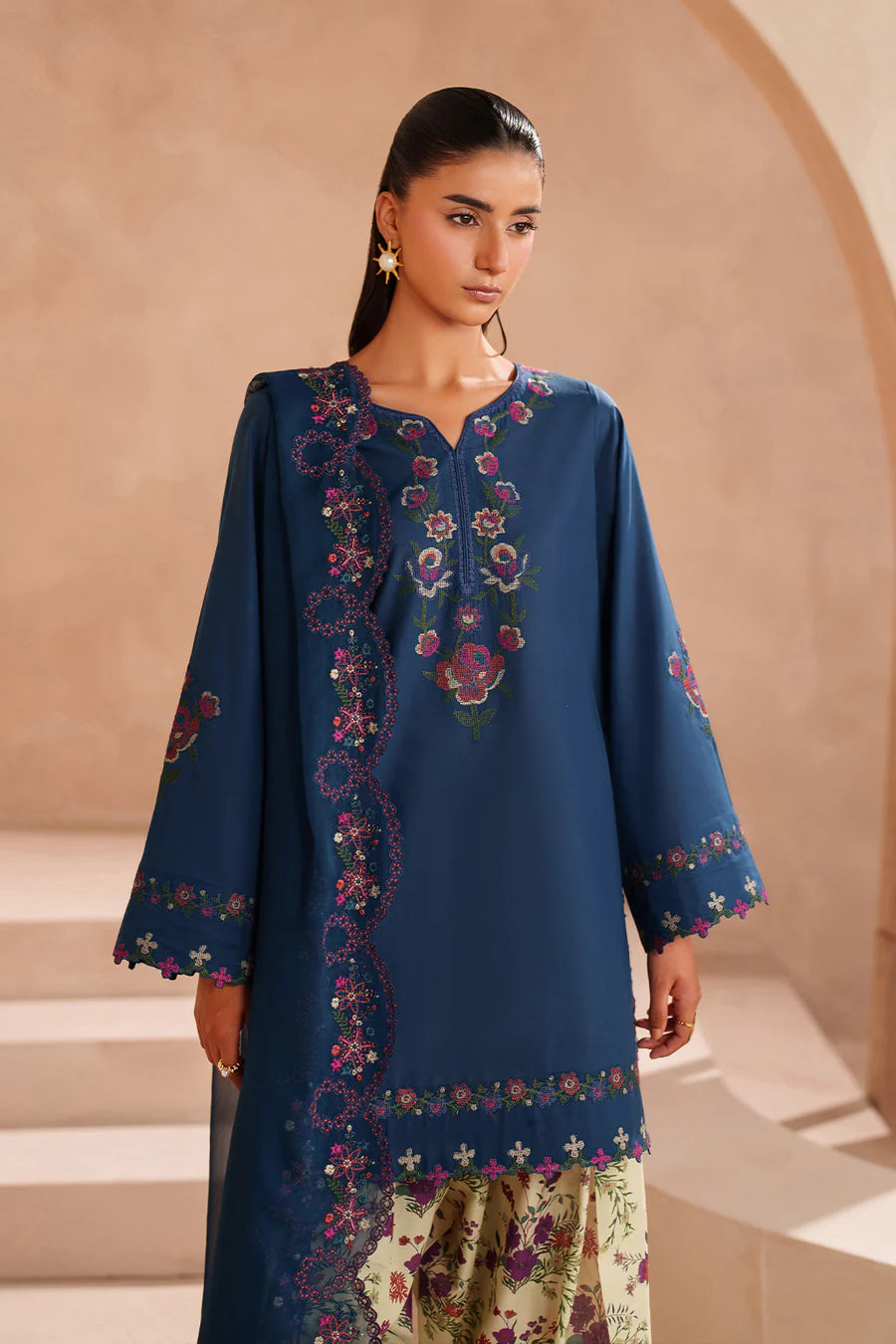 Iznik | Online Exclusive Lawn | UE-607