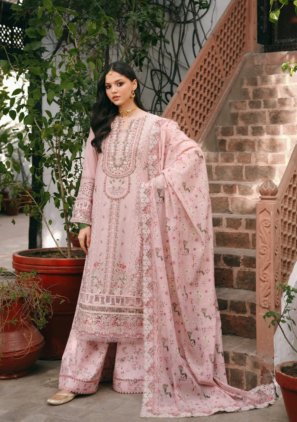 Kahf | Ek Fasana Luxury lawn '26 | Dilnahseen