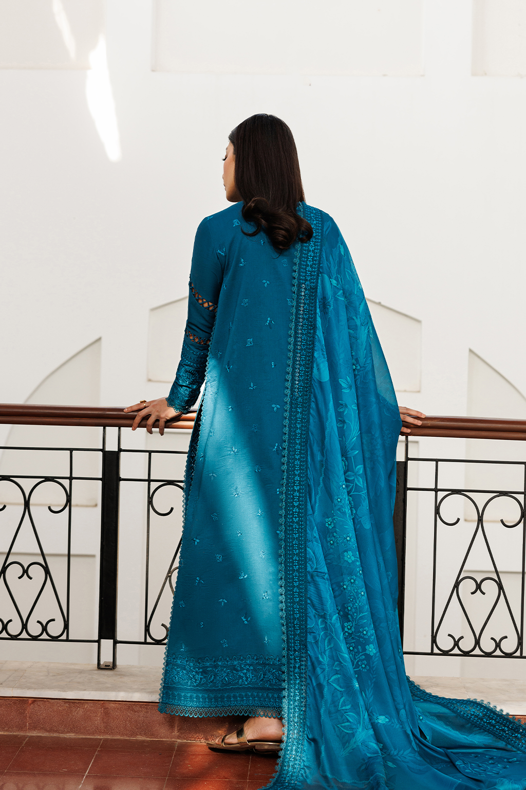 Emaan Adeel |  Mirabelle festive luxury lawn | Floraison