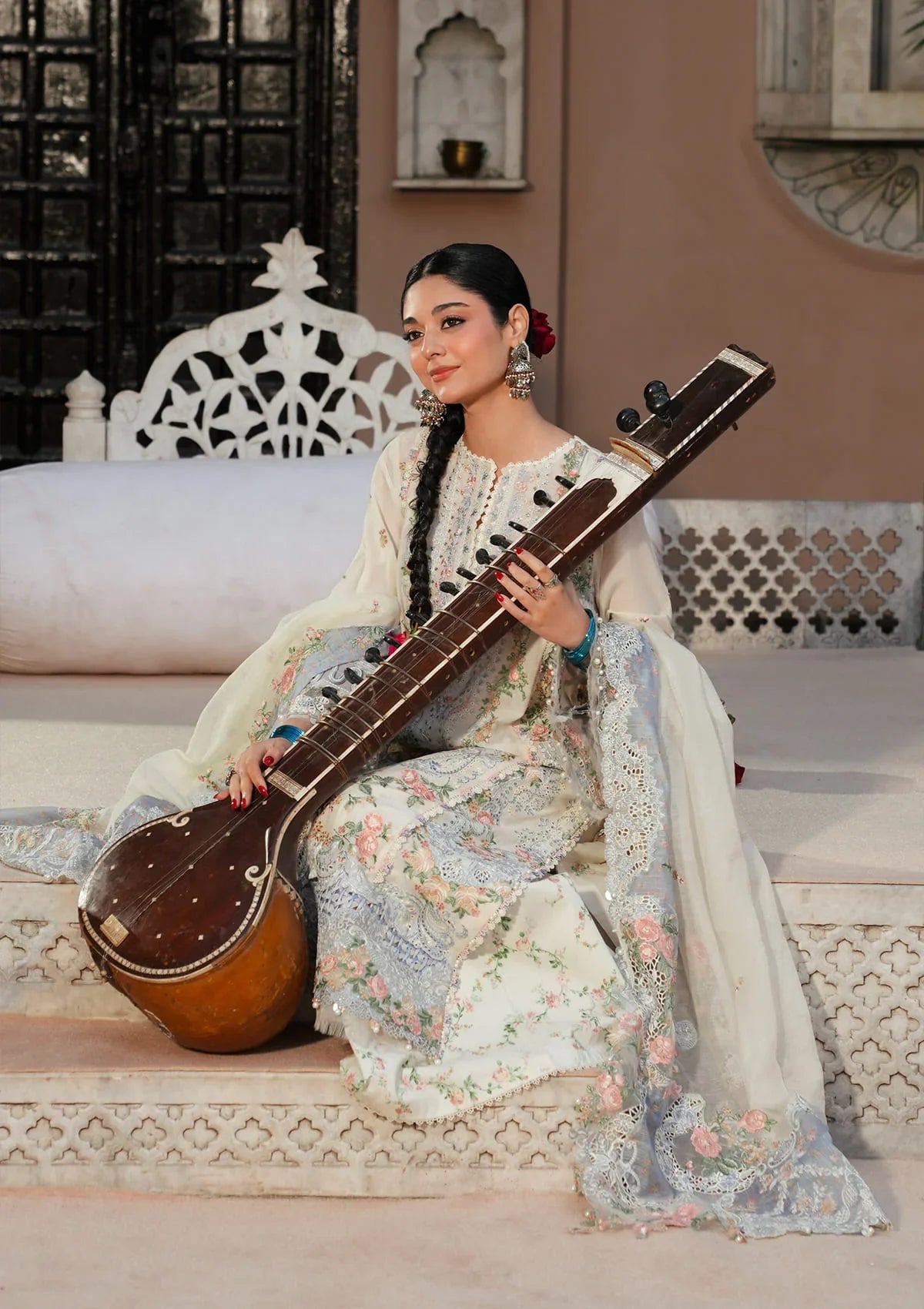 Kahf | Ek Fasana Luxury lawn '26 | Neelofar